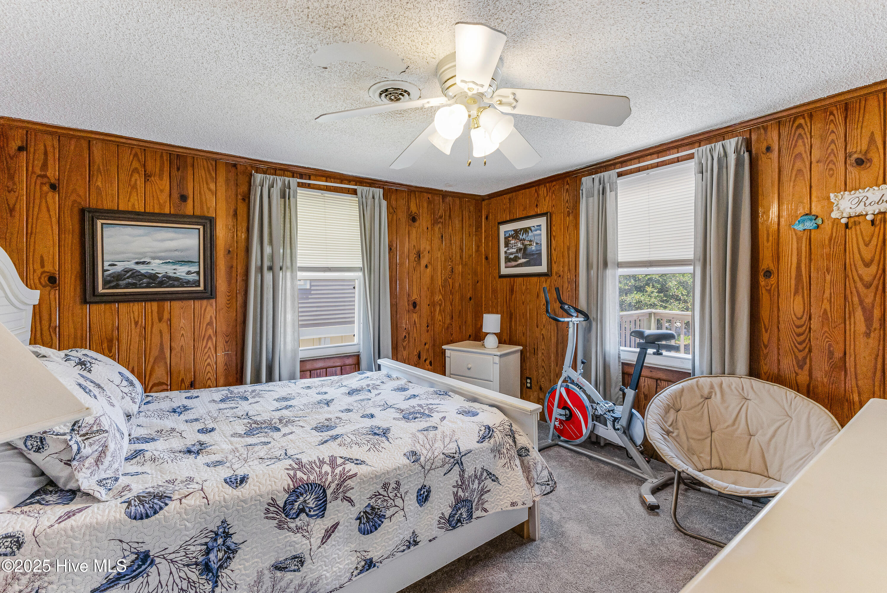 100524957 | Photo 47