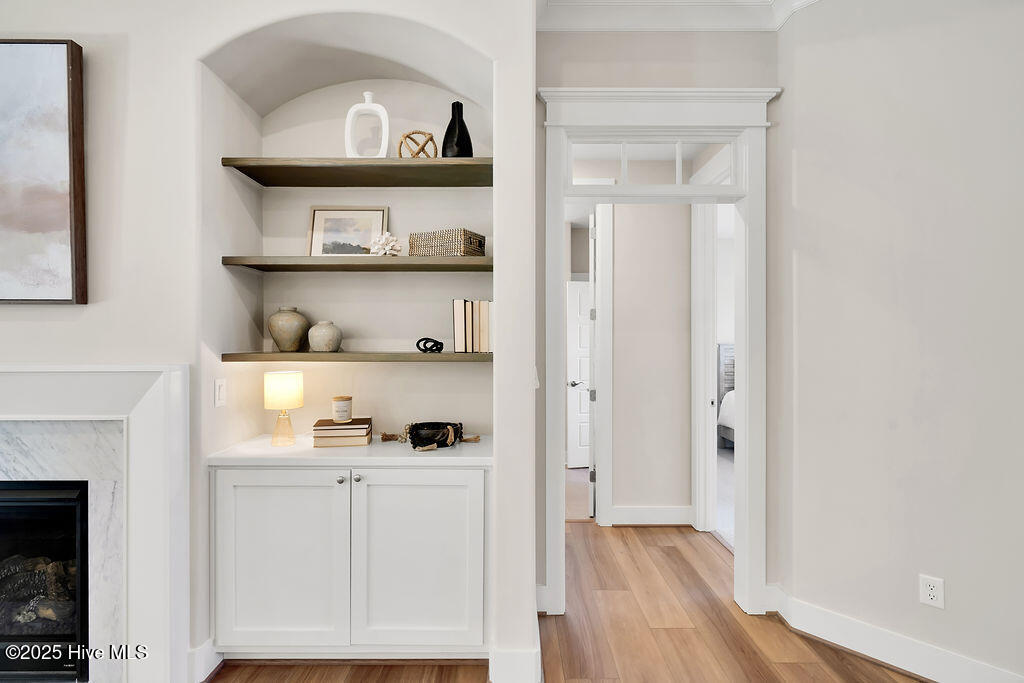 100529674 | Photo 83