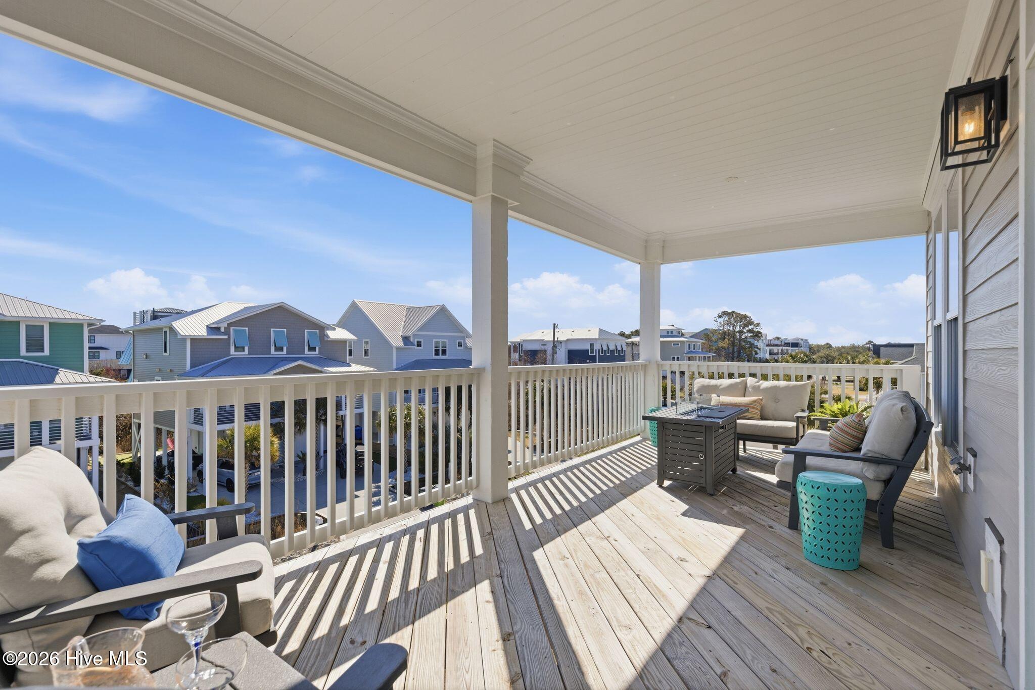 100559655 | Photo 45