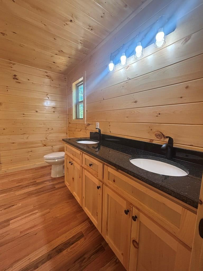 94 Noelles Pass, Murphy, NC 28906 Listing Photo  11