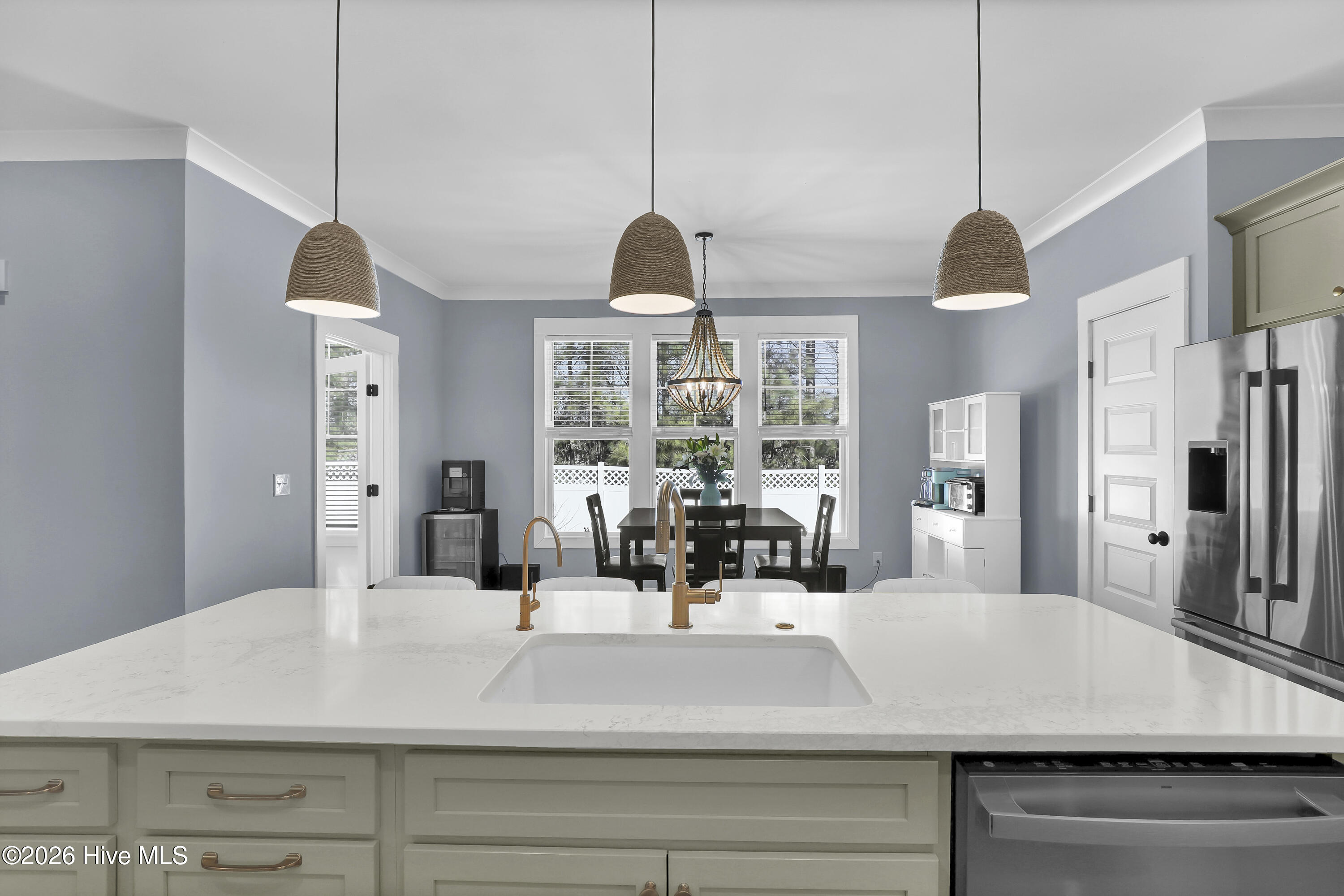 100556741 | Photo 21