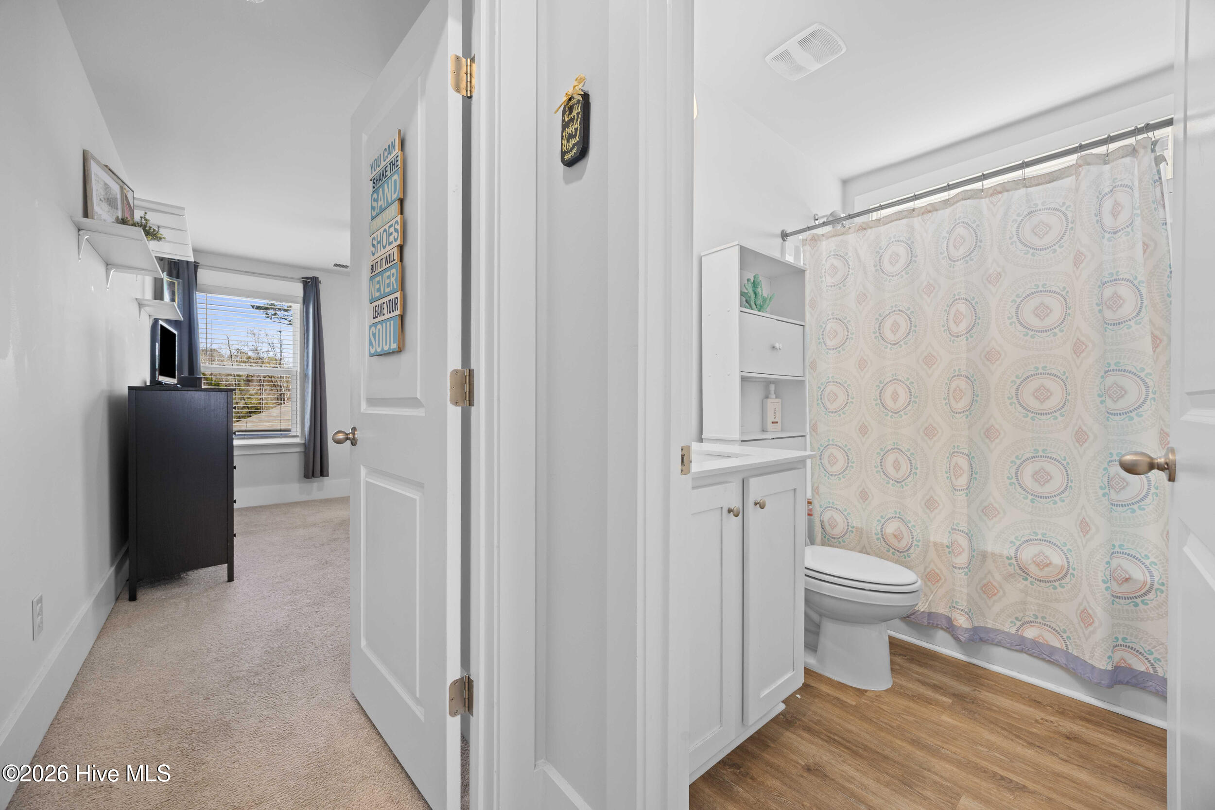 100561686 | Photo 31