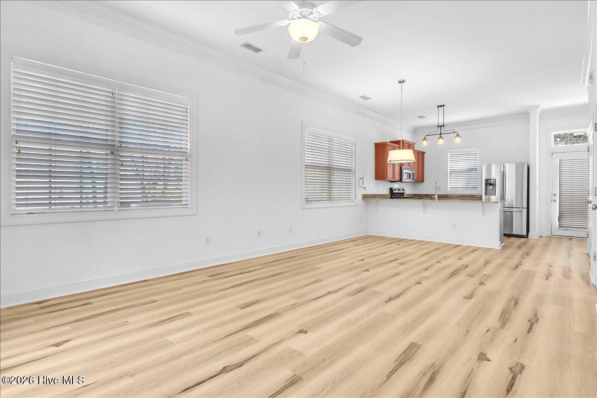 100567223 | Photo 15