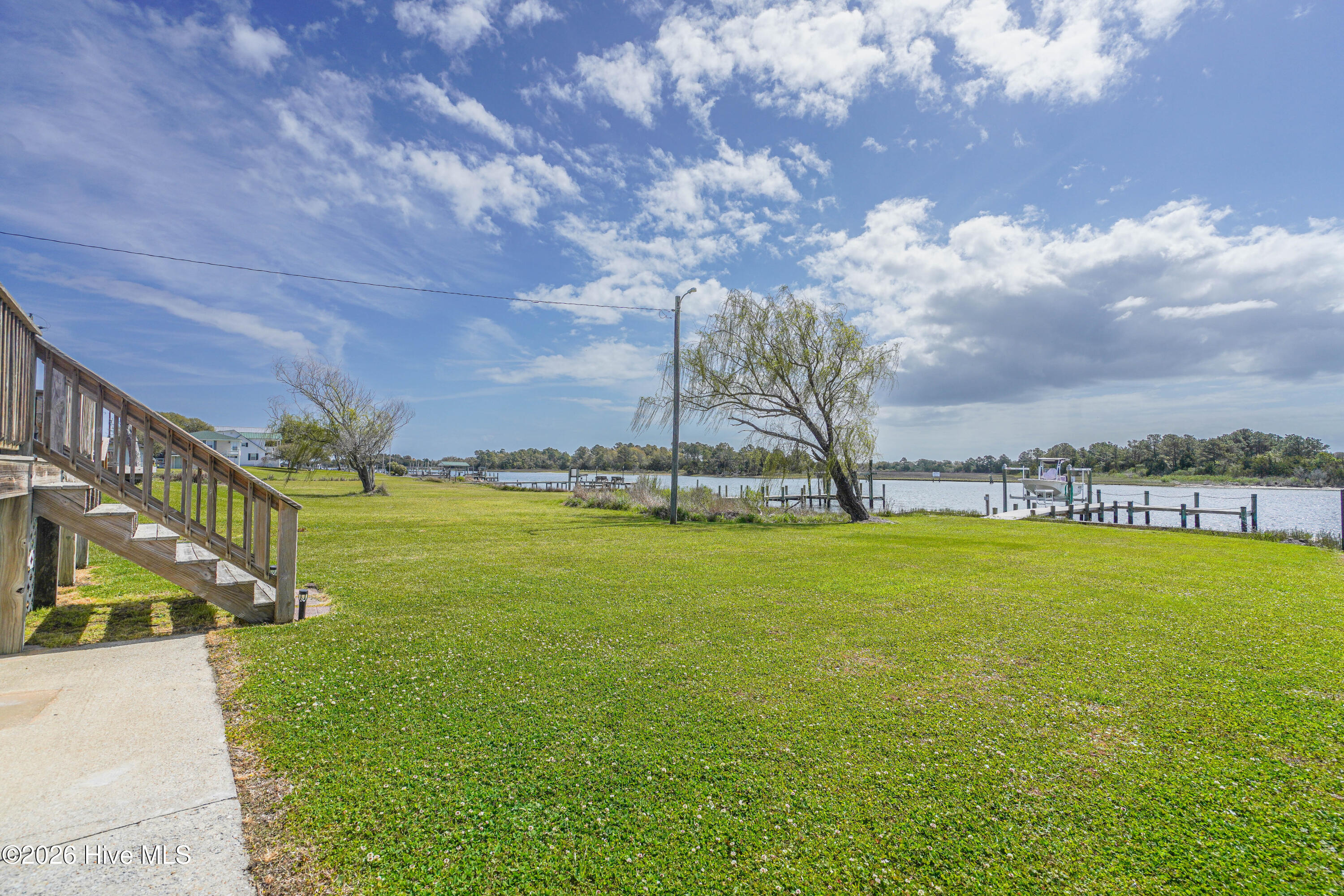 100564102 | Photo 46