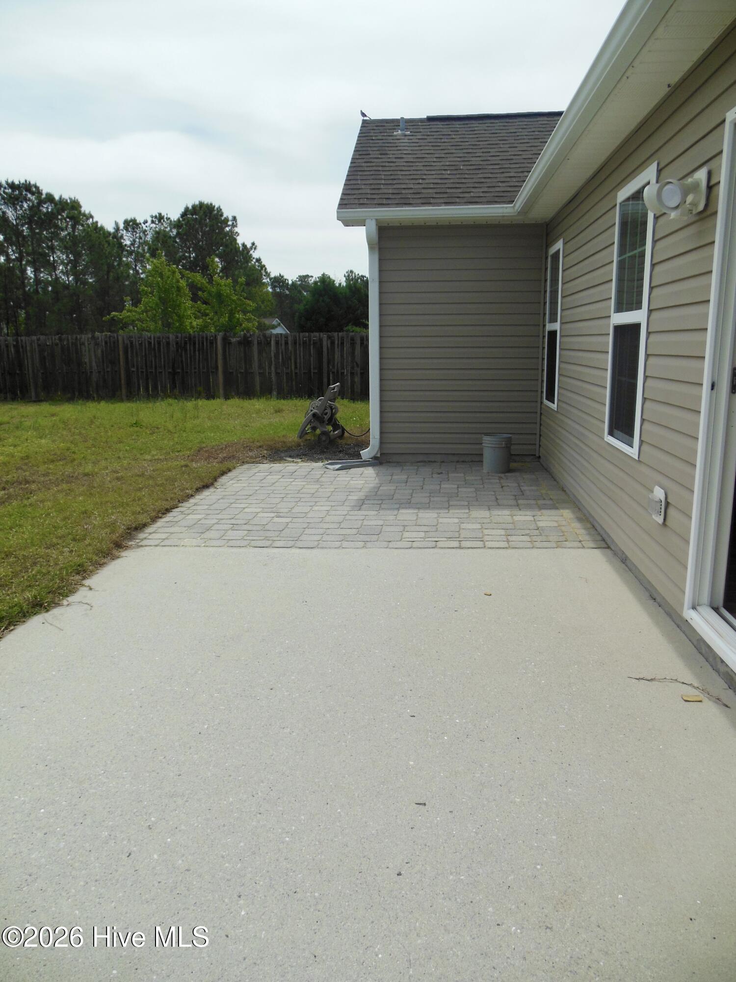 100565167 | Photo 21