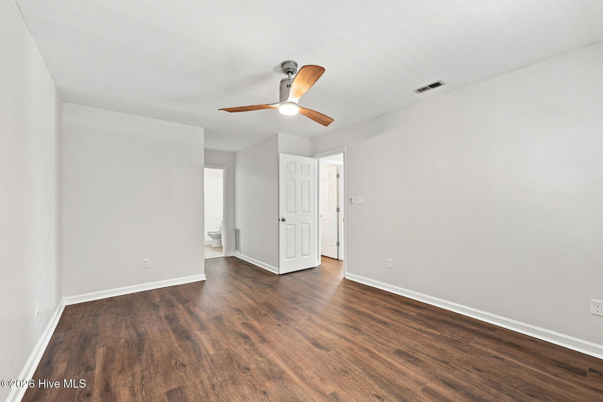 401 Cedarwood Village,Morehead City