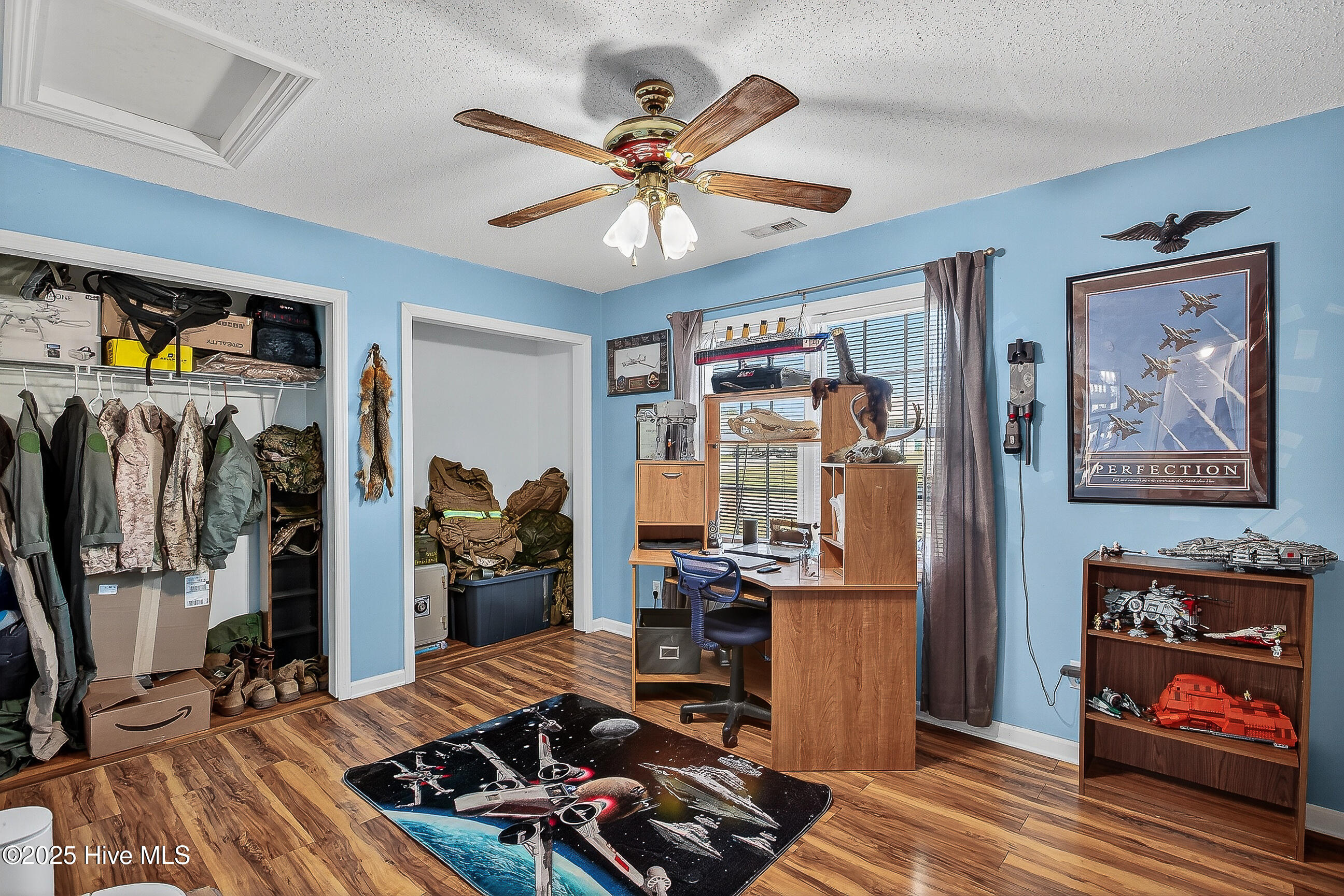 100541753 | Photo 21