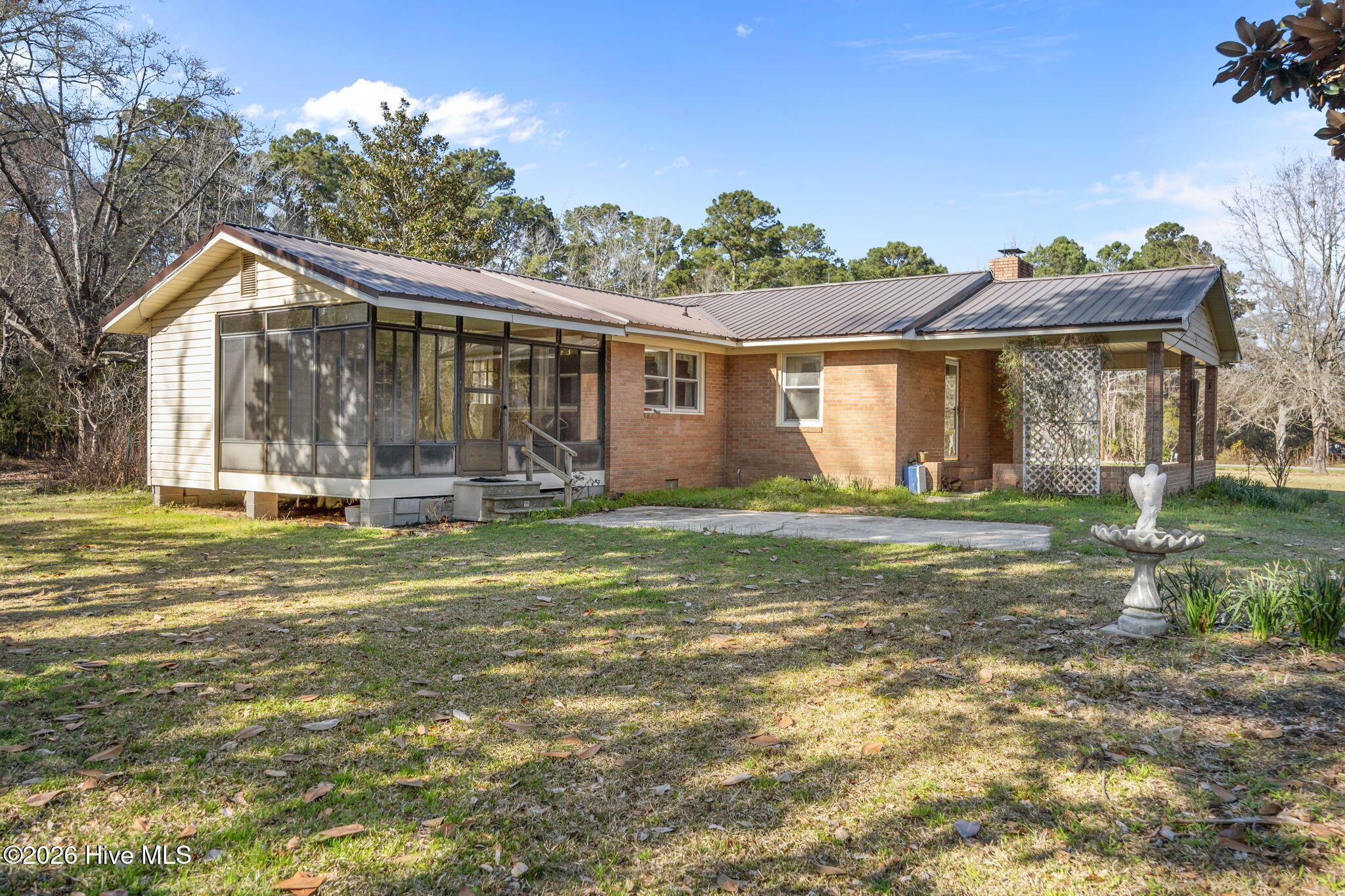 100559935 | Photo 11