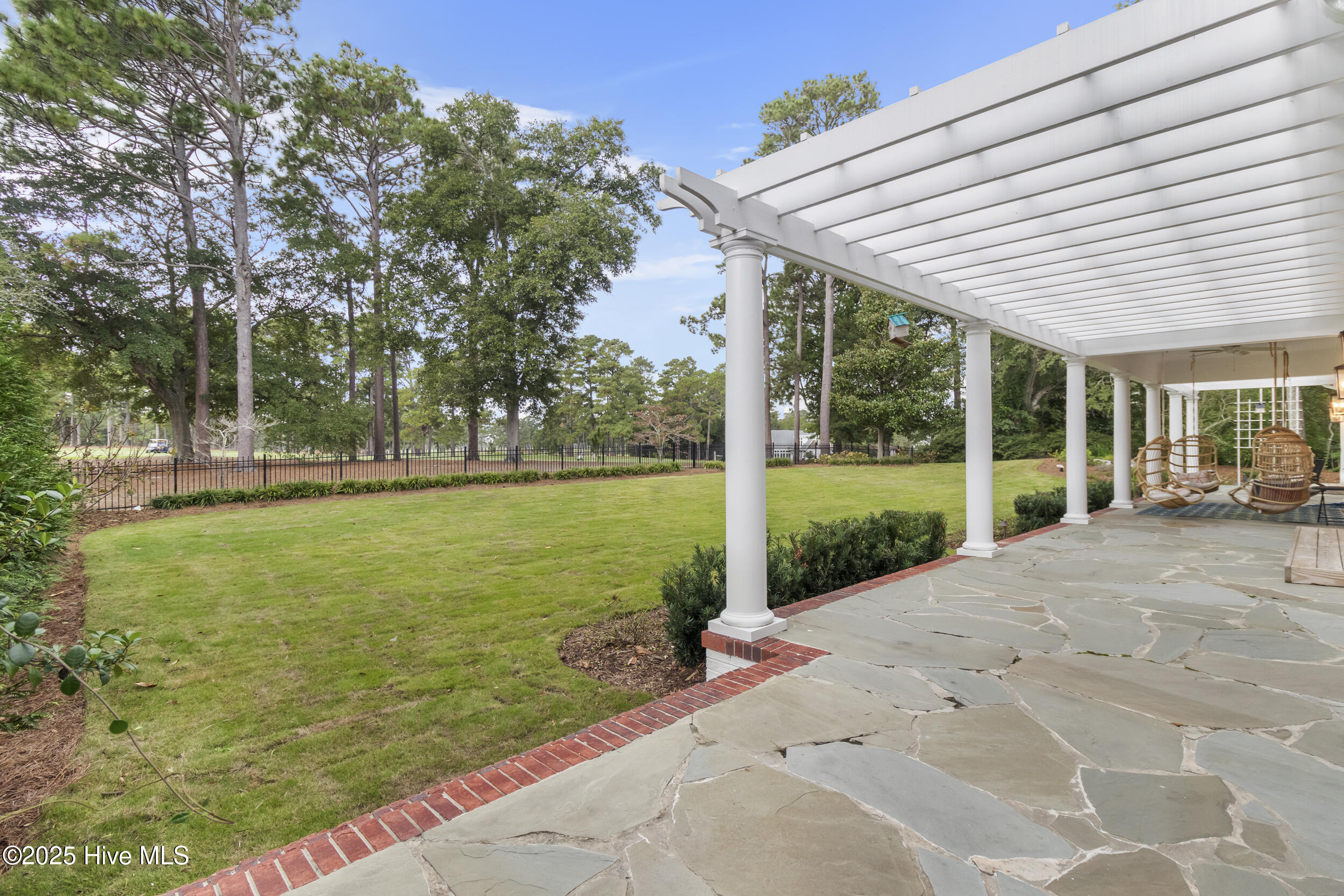 100534920 | Photo 57