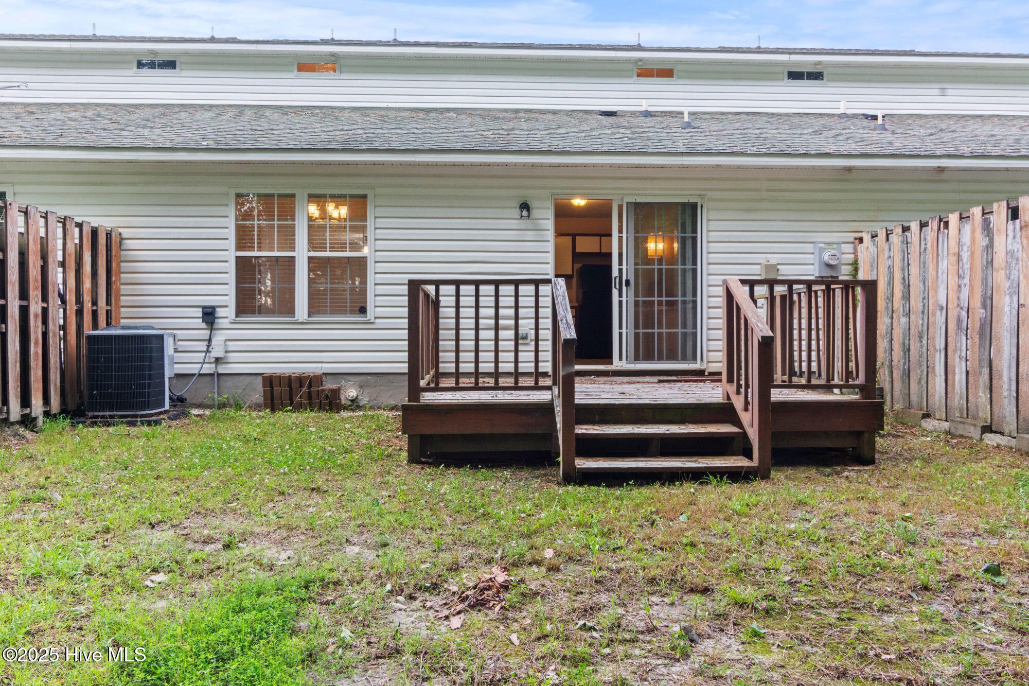 100513492 | Photo 17