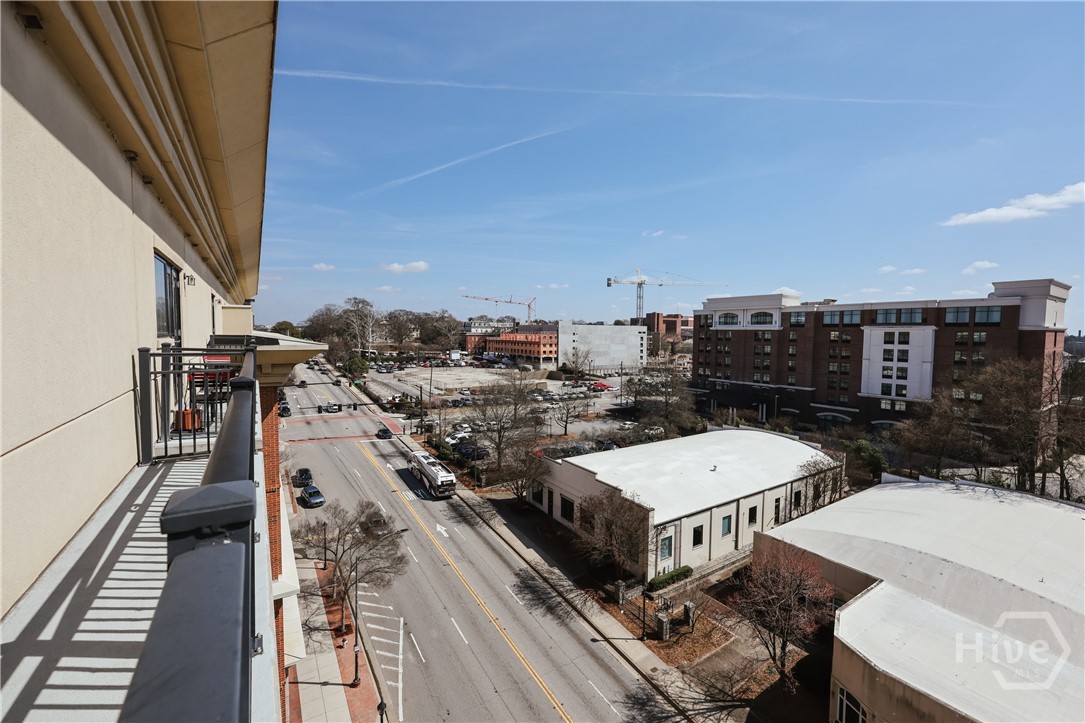 250 W Broad Street 801