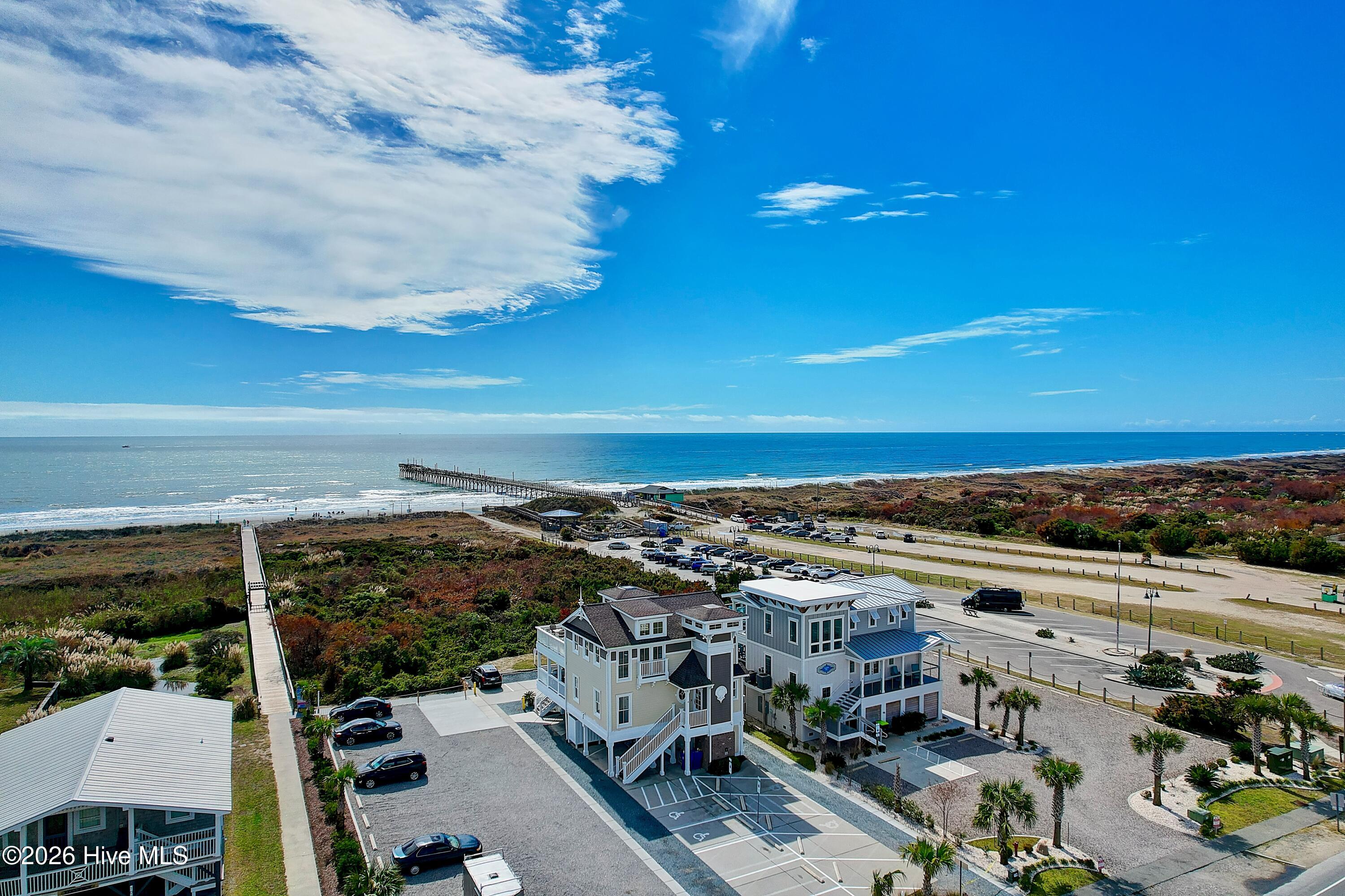 100570041 | Photo 30