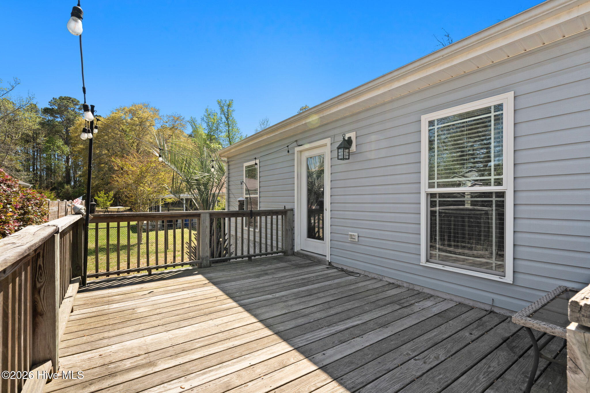 100564641 | Photo 35