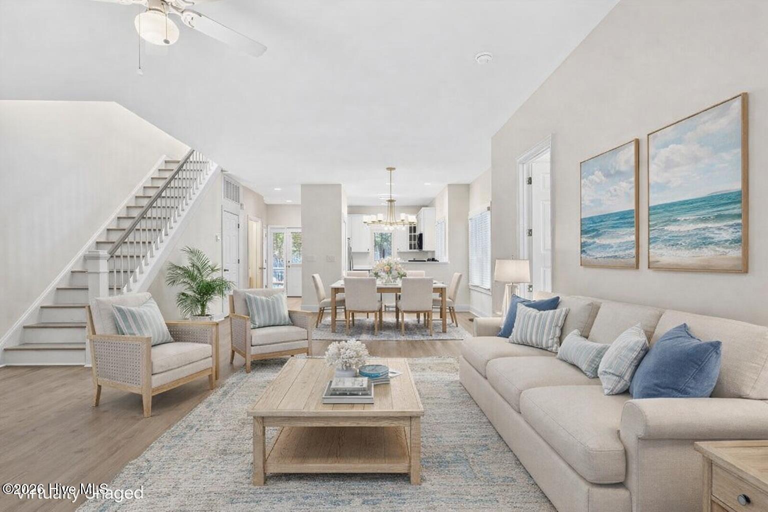 100553475 | Photo 18