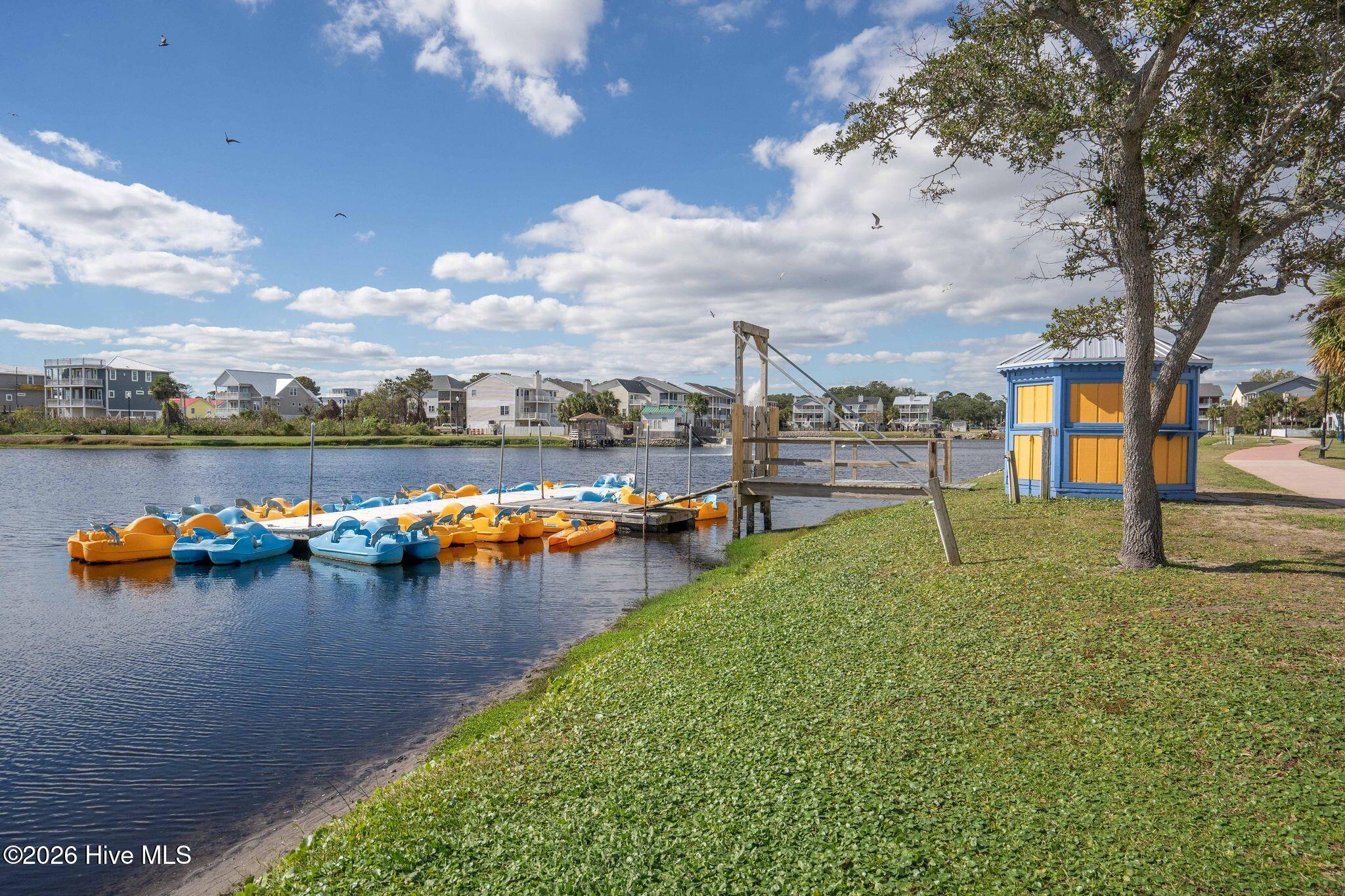 100570540 | Photo 94