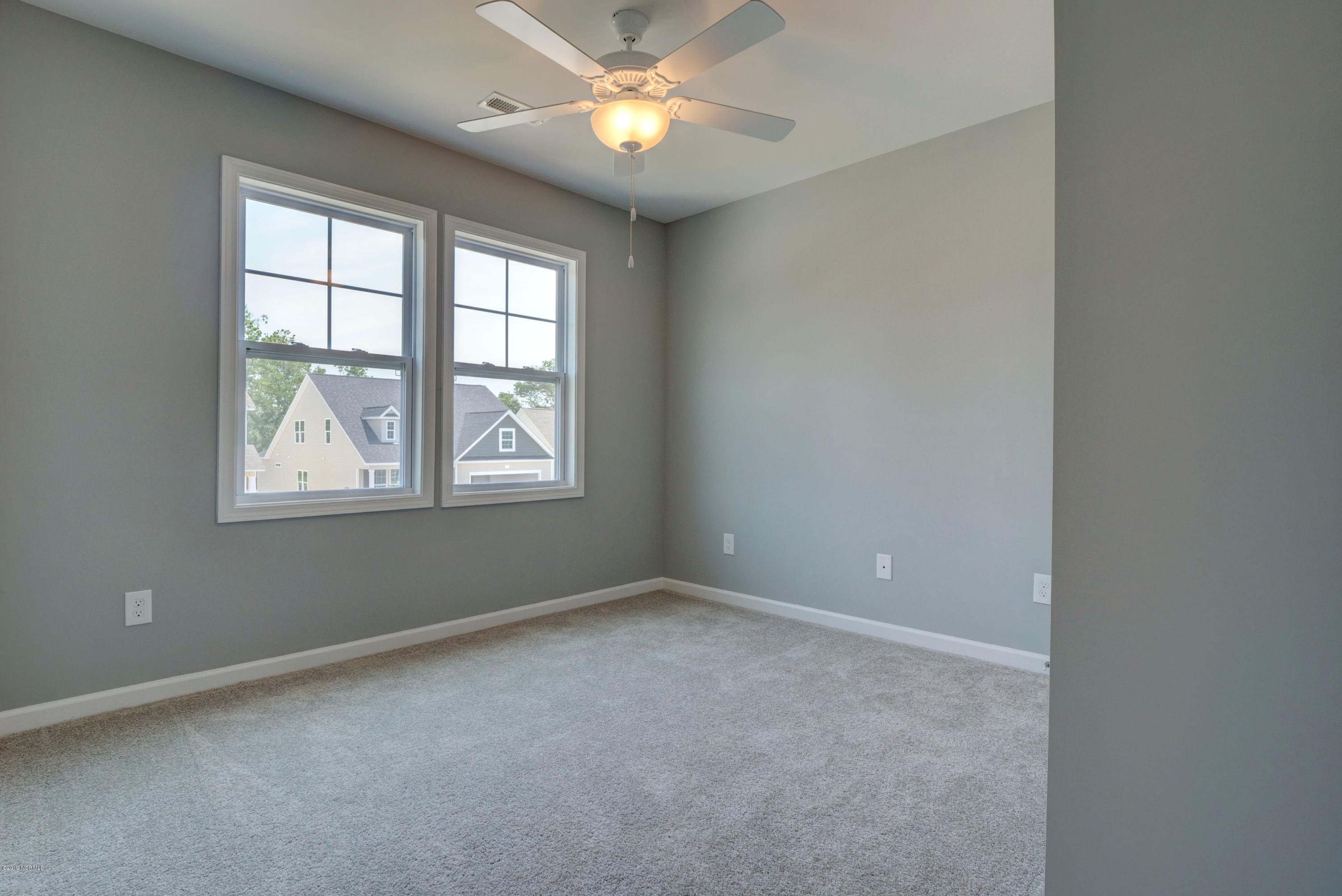 P1600166_67_68_69_70_71_72