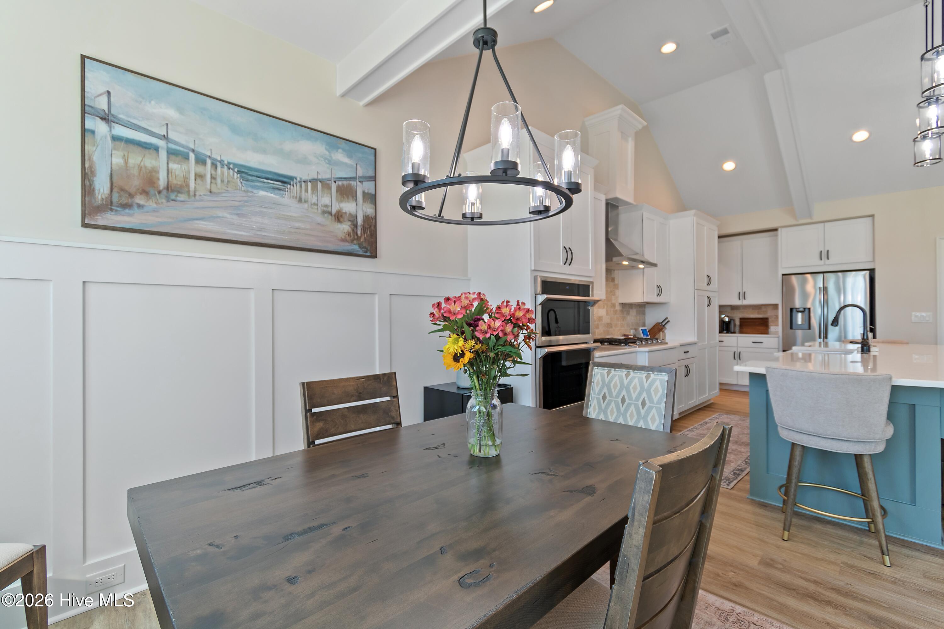 100554394 | Photo 25