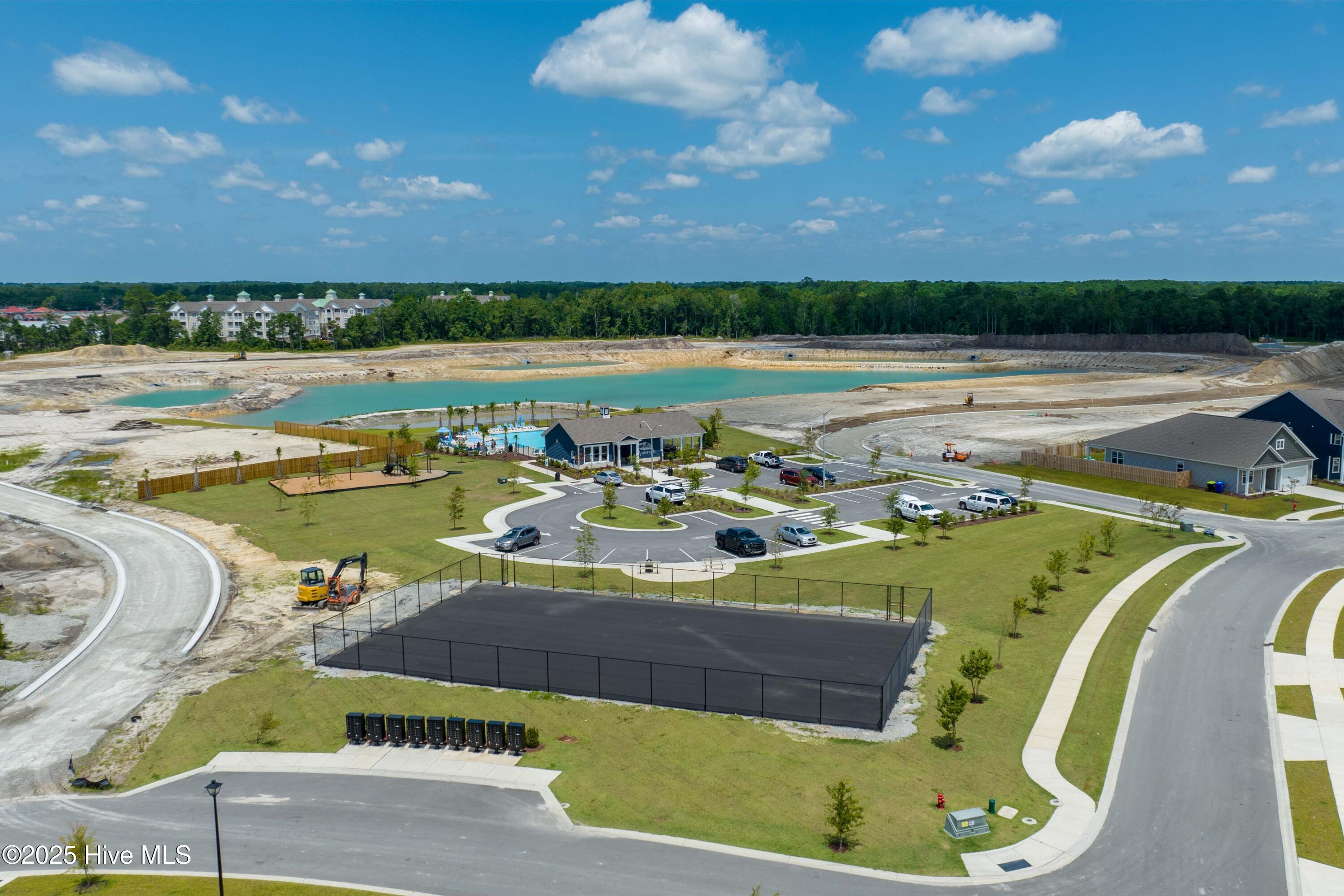 100564449 | Photo 21