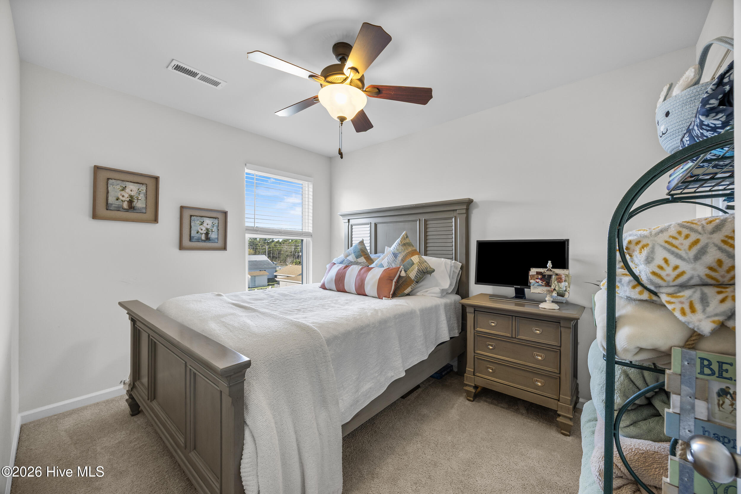 100559888 | Photo 22