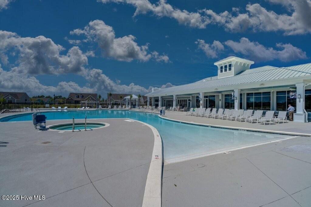 100529096 | Photo 62