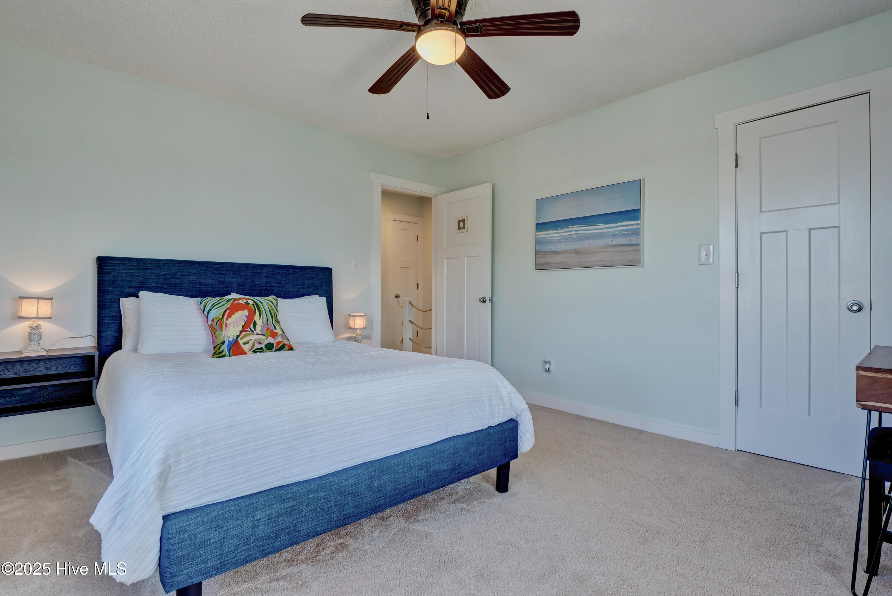 100544426 | Photo 22