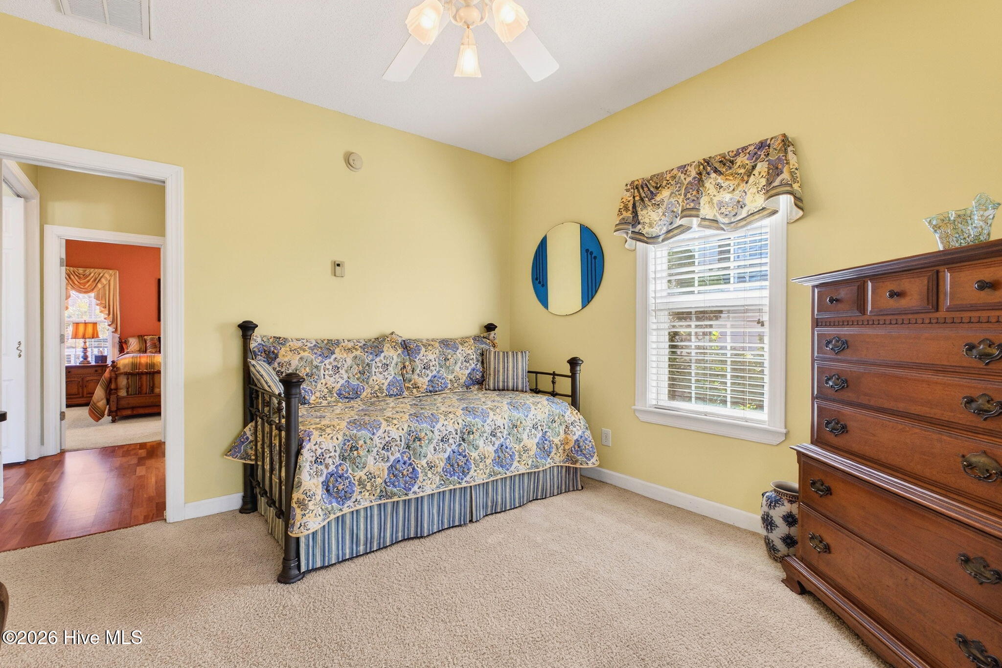 100557579 | Photo 27