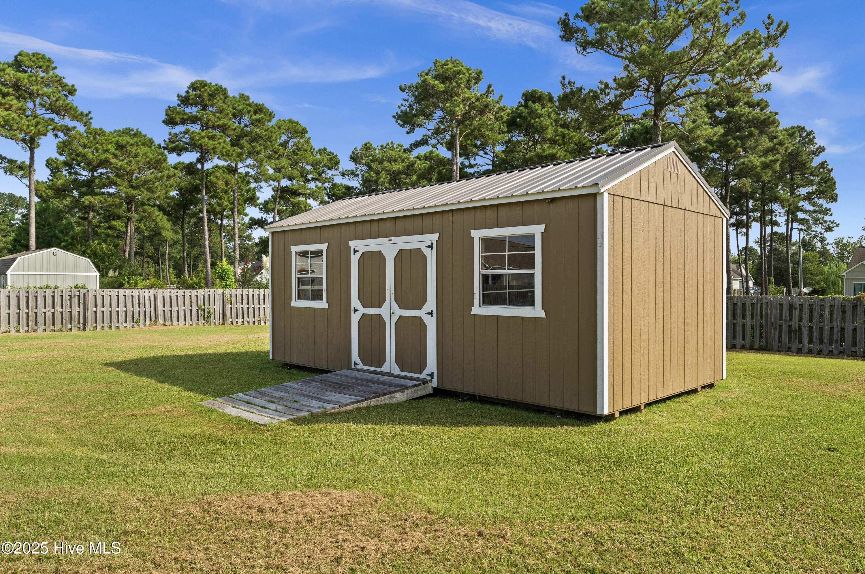 100530056 | Photo 47