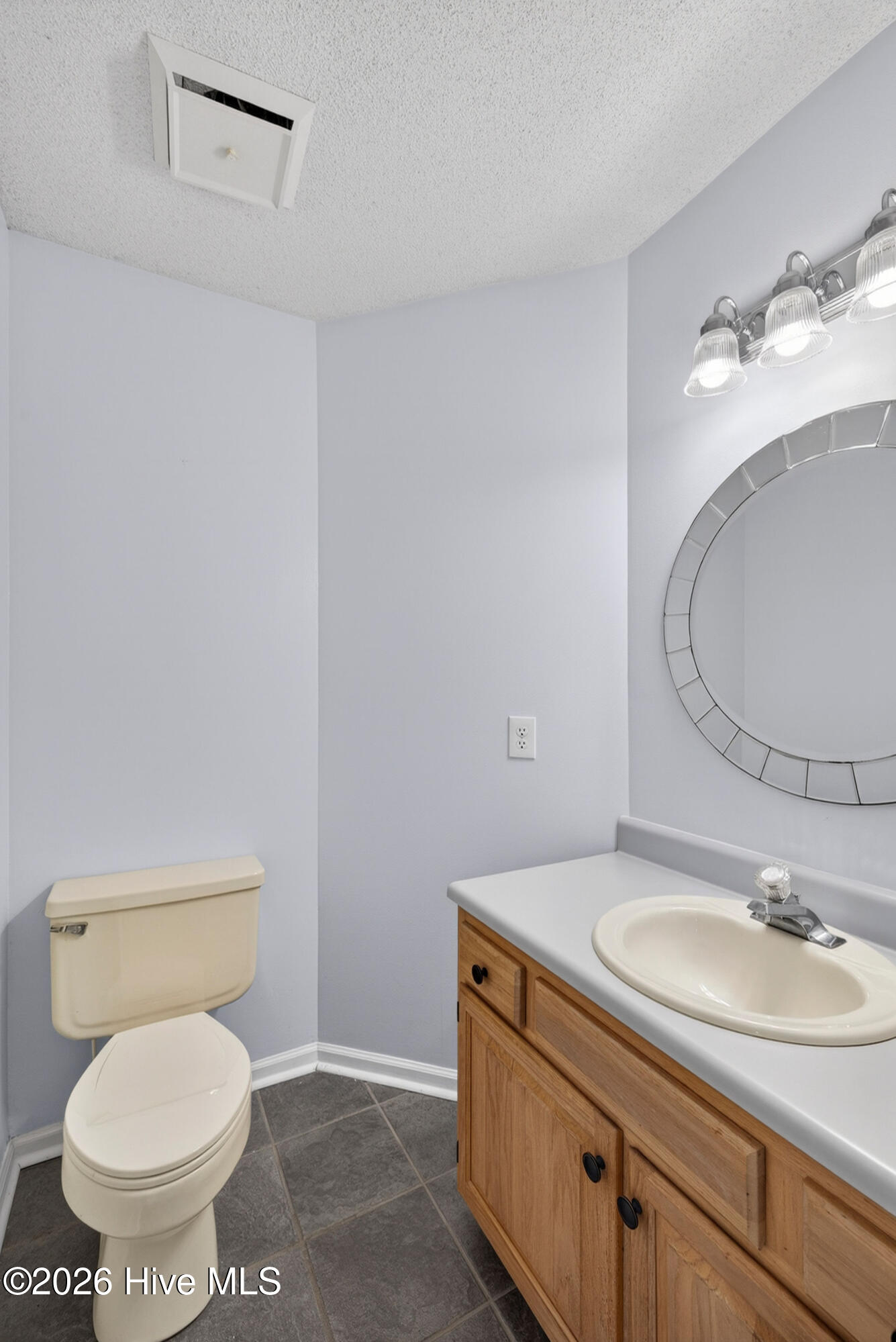 100567707 | Photo 32