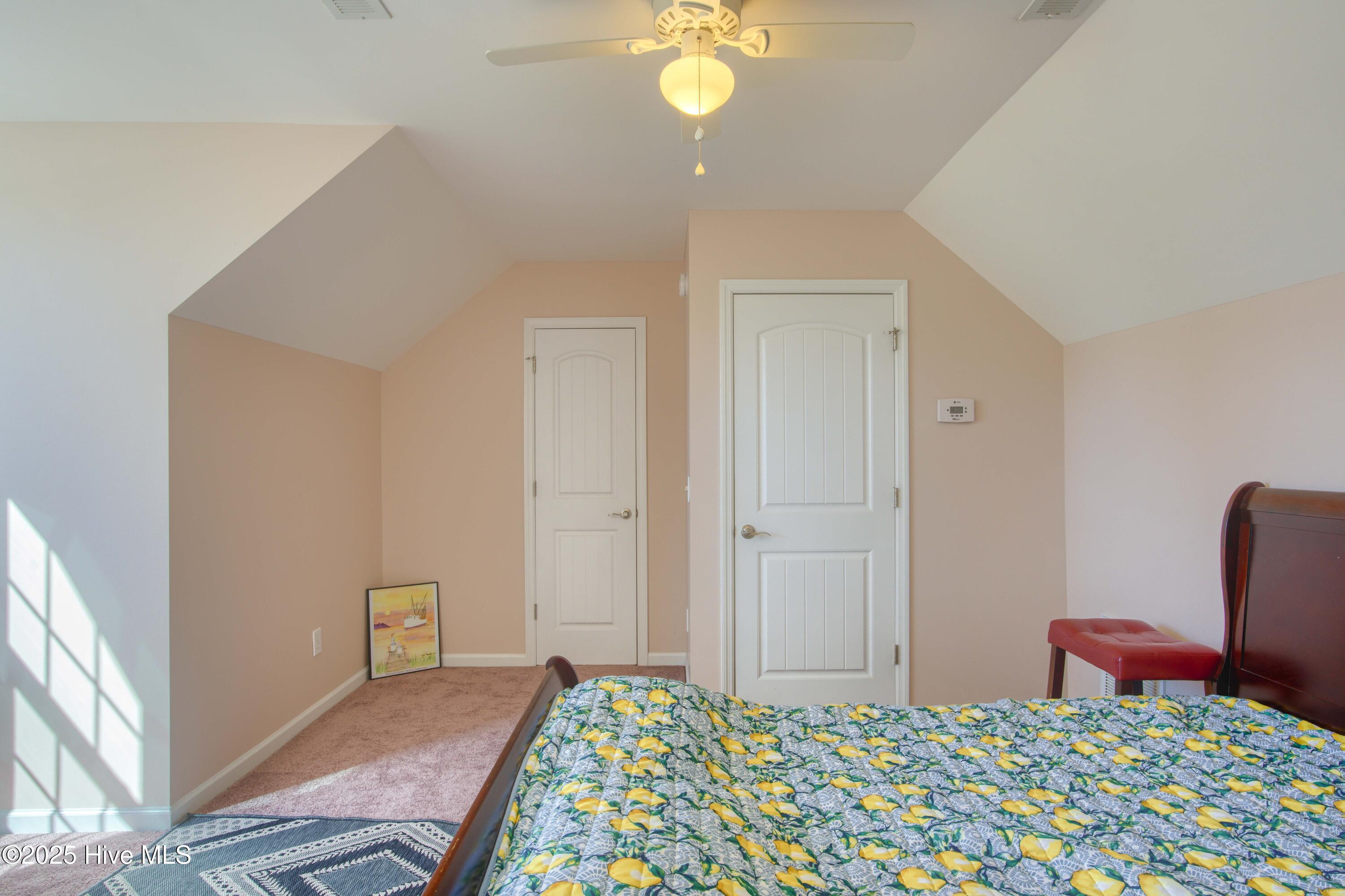 100537657 | Photo 27