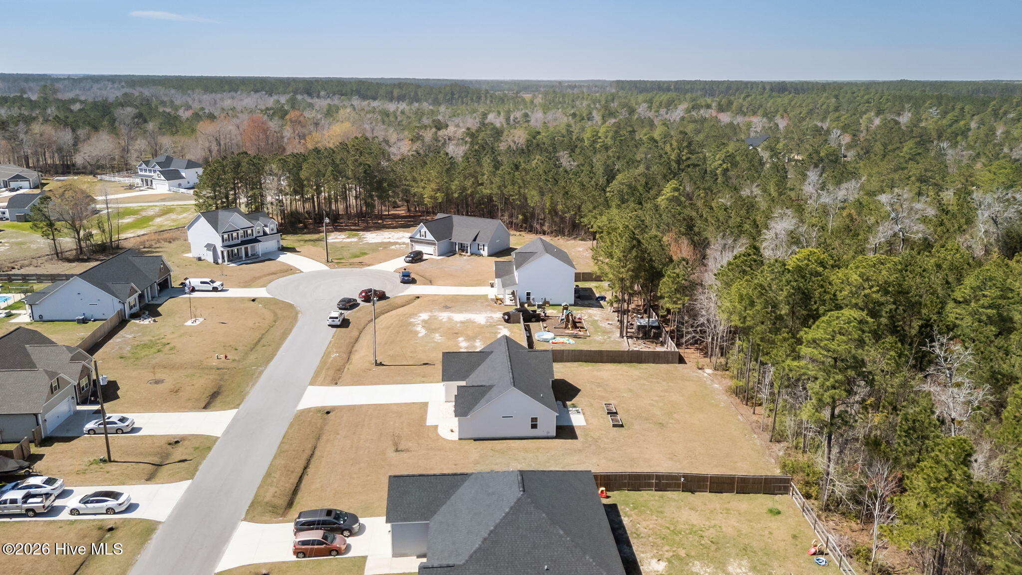 100563188 | Photo 46