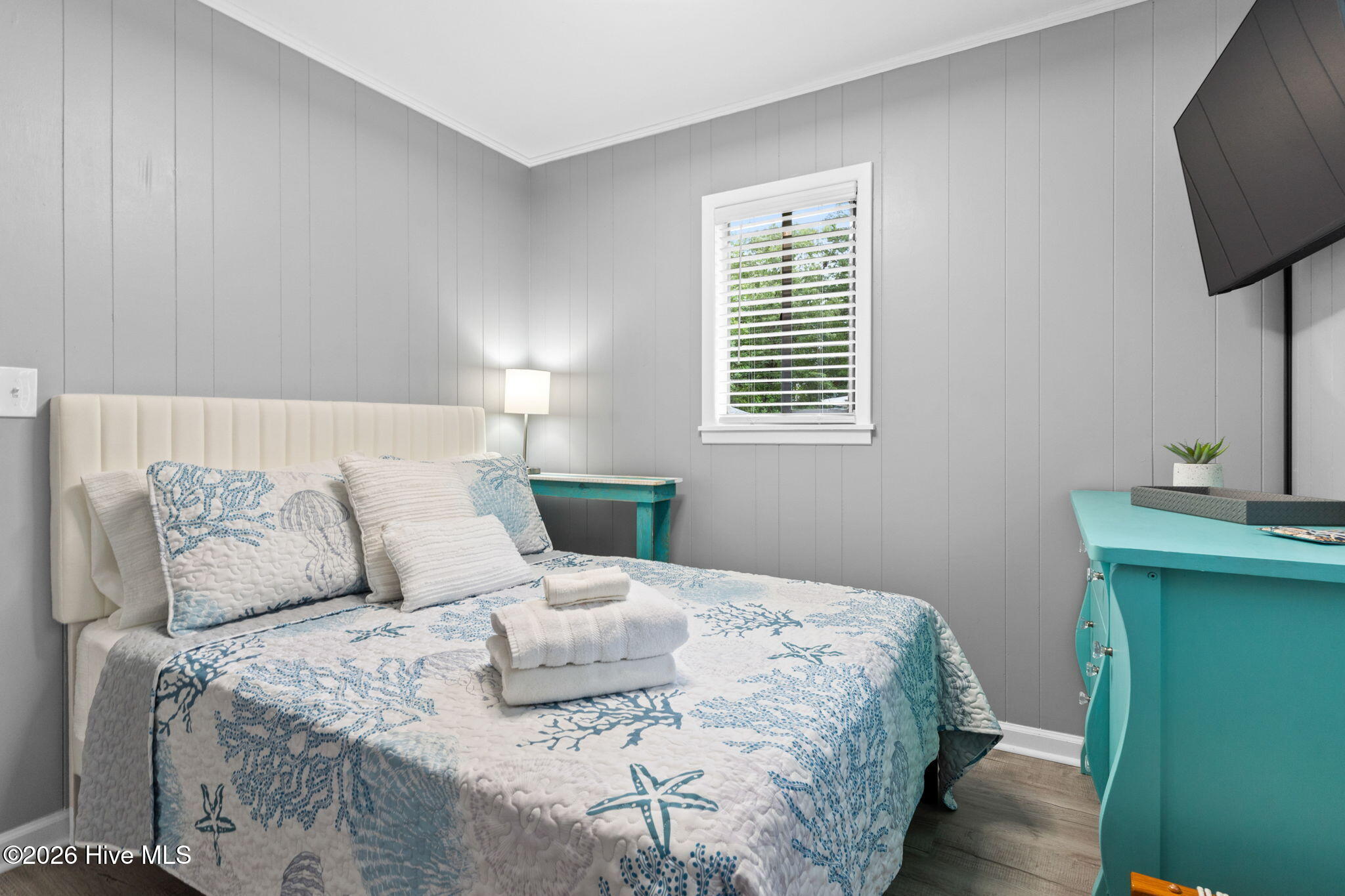 100563184 | Photo 28