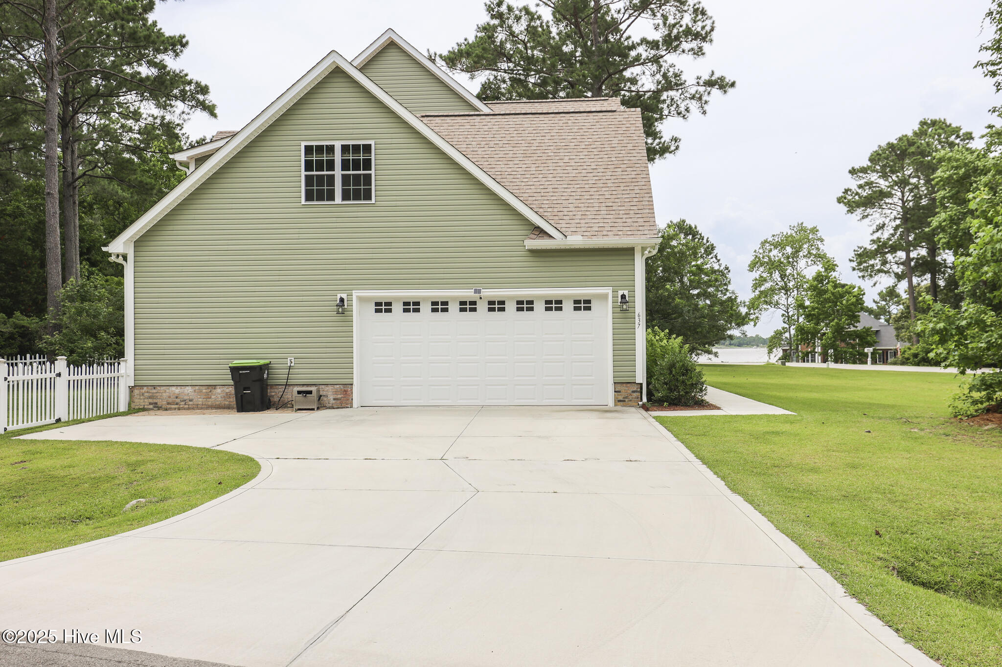 100513900 | Photo 60