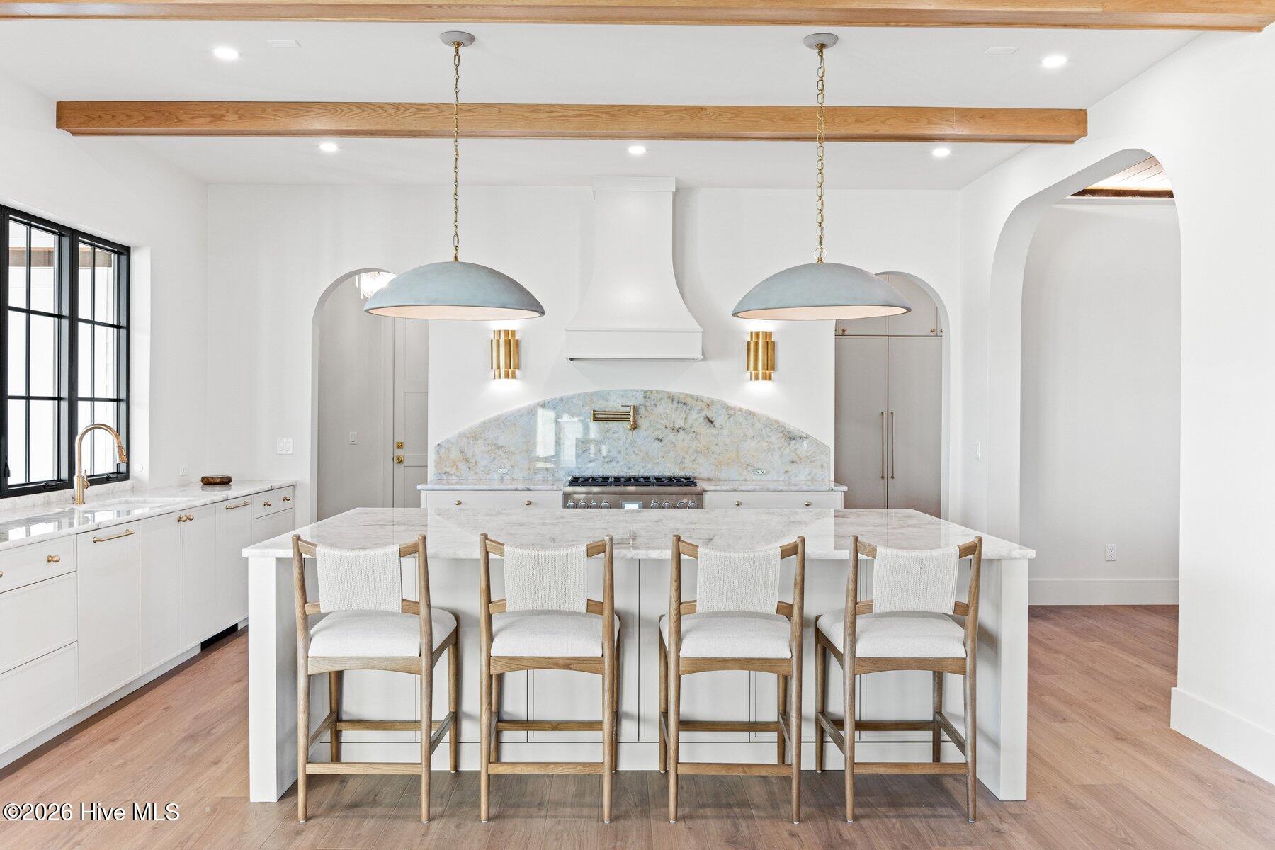 100529848 | Photo 18