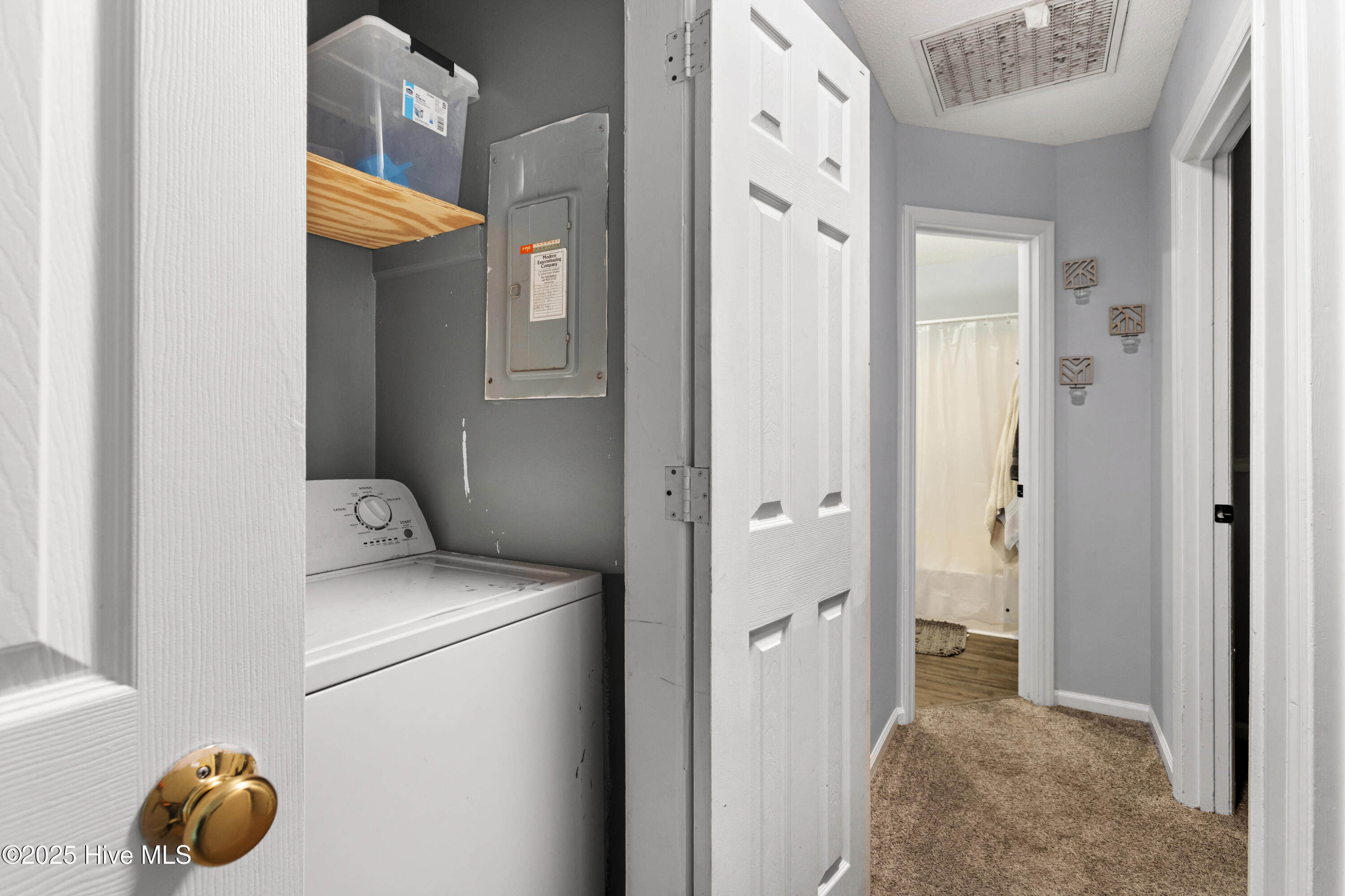 100542138 | Photo 16