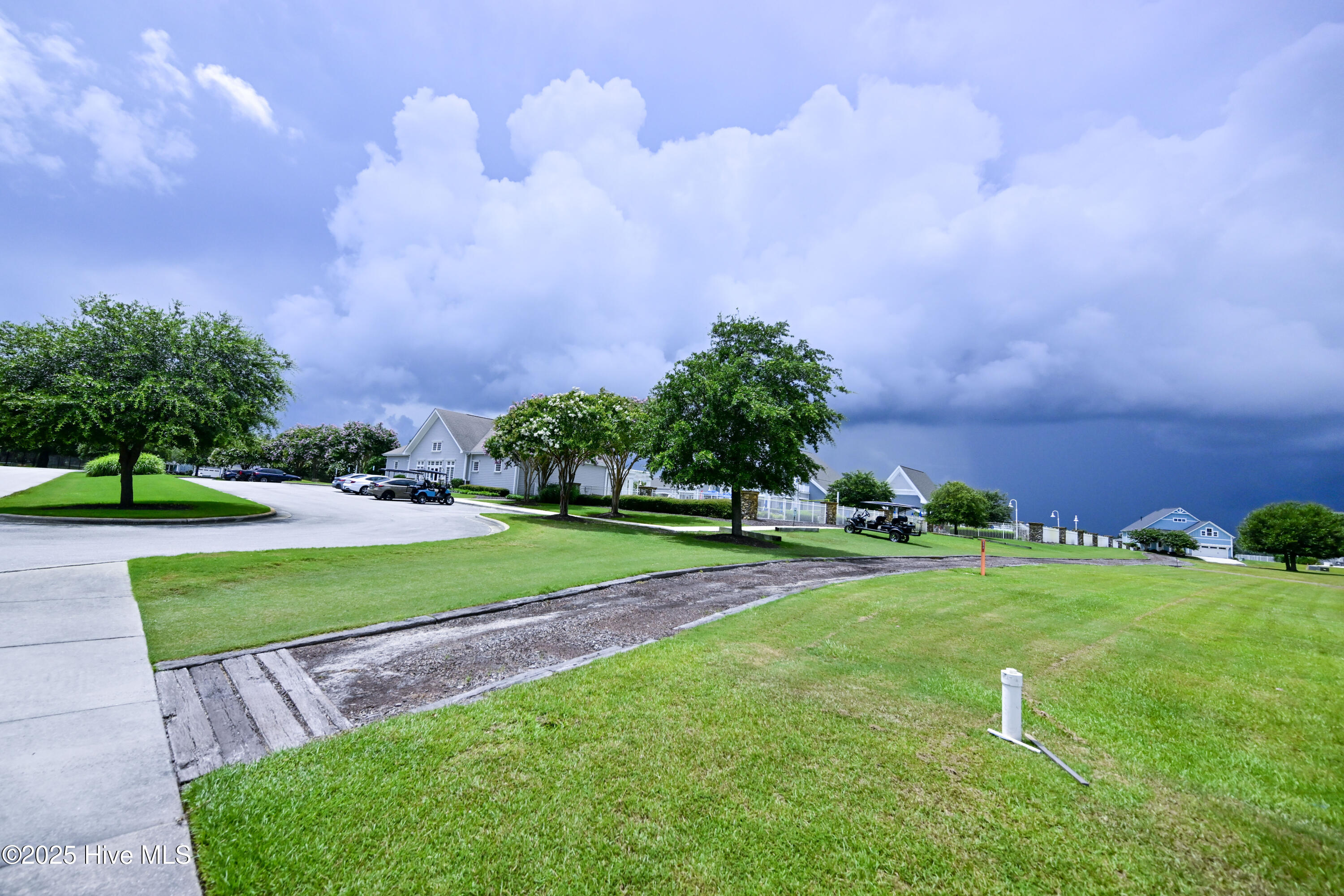 100523770 | Photo 85