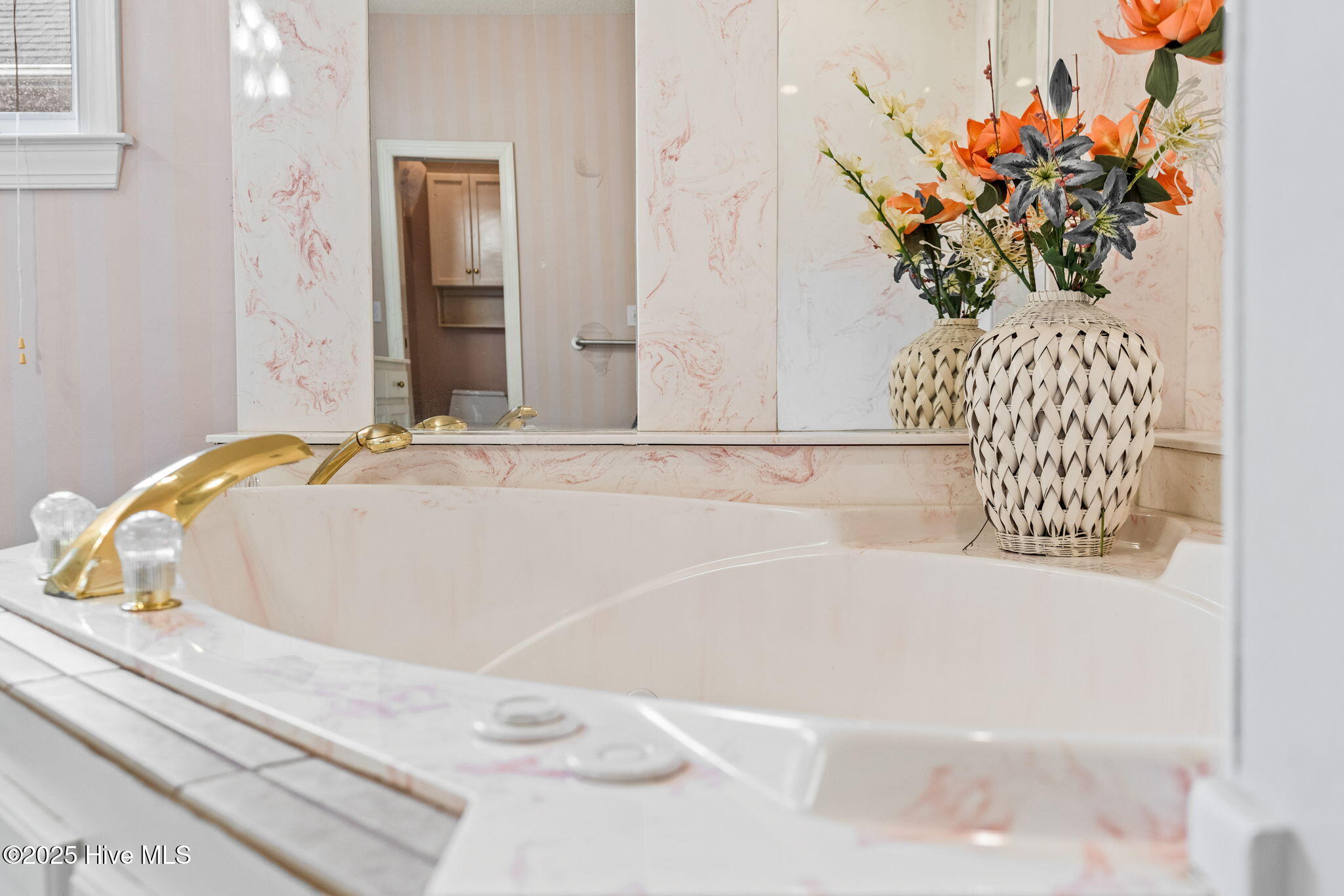 100499522 | Photo 24