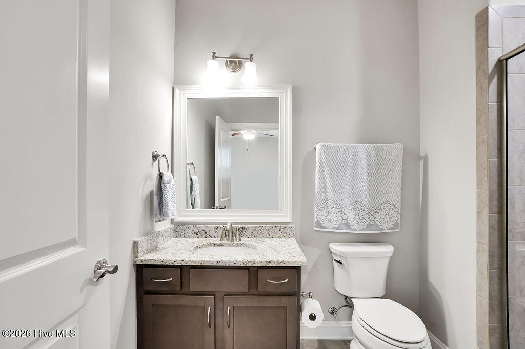 100558755 | Photo 32