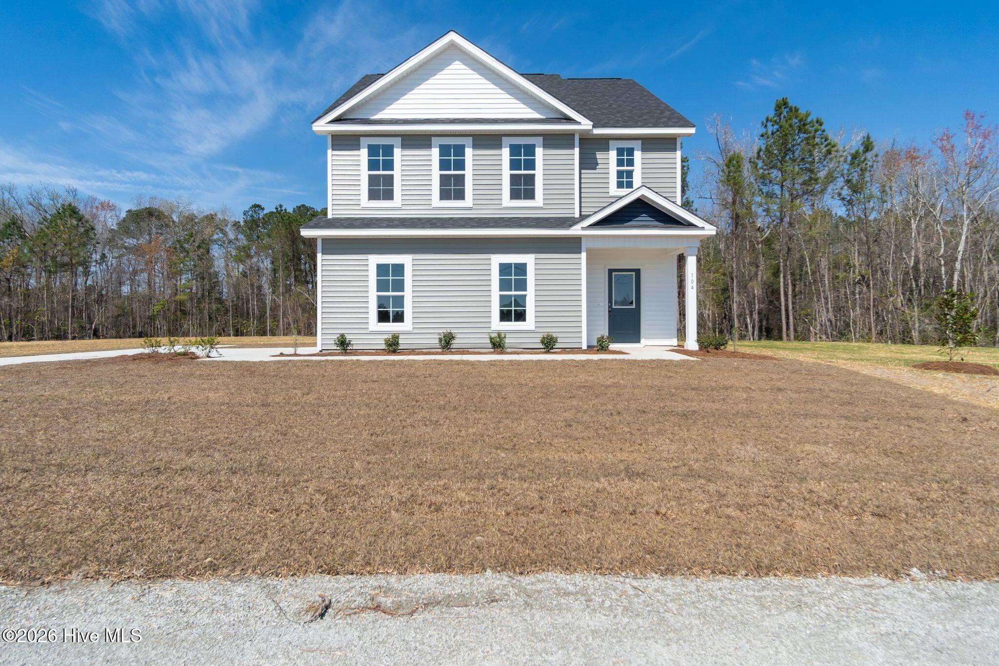 104 Palo Alto Park Drive, Maysville, NC 28555 – photo 2: Front Exterior