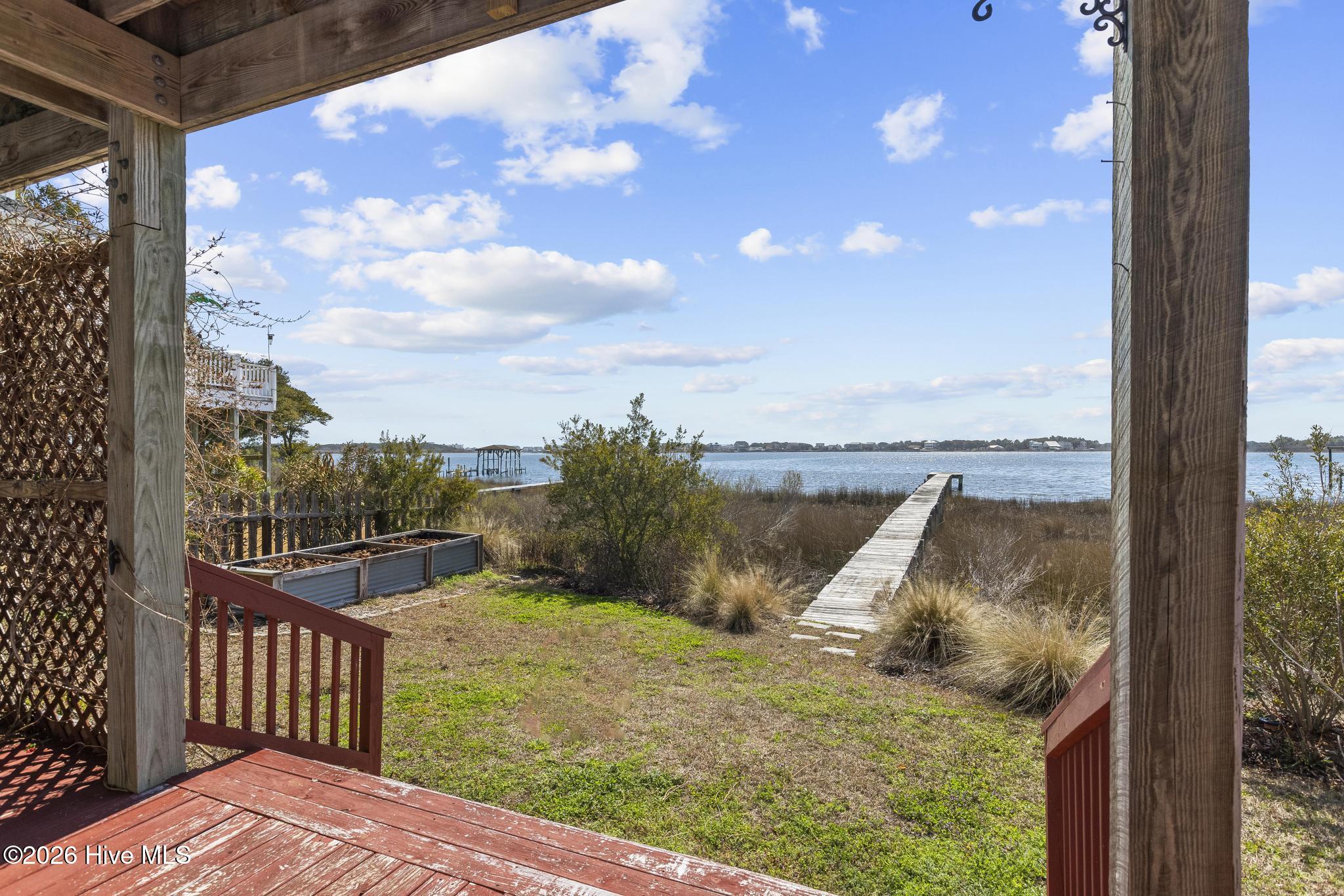 100557619 | Photo 45