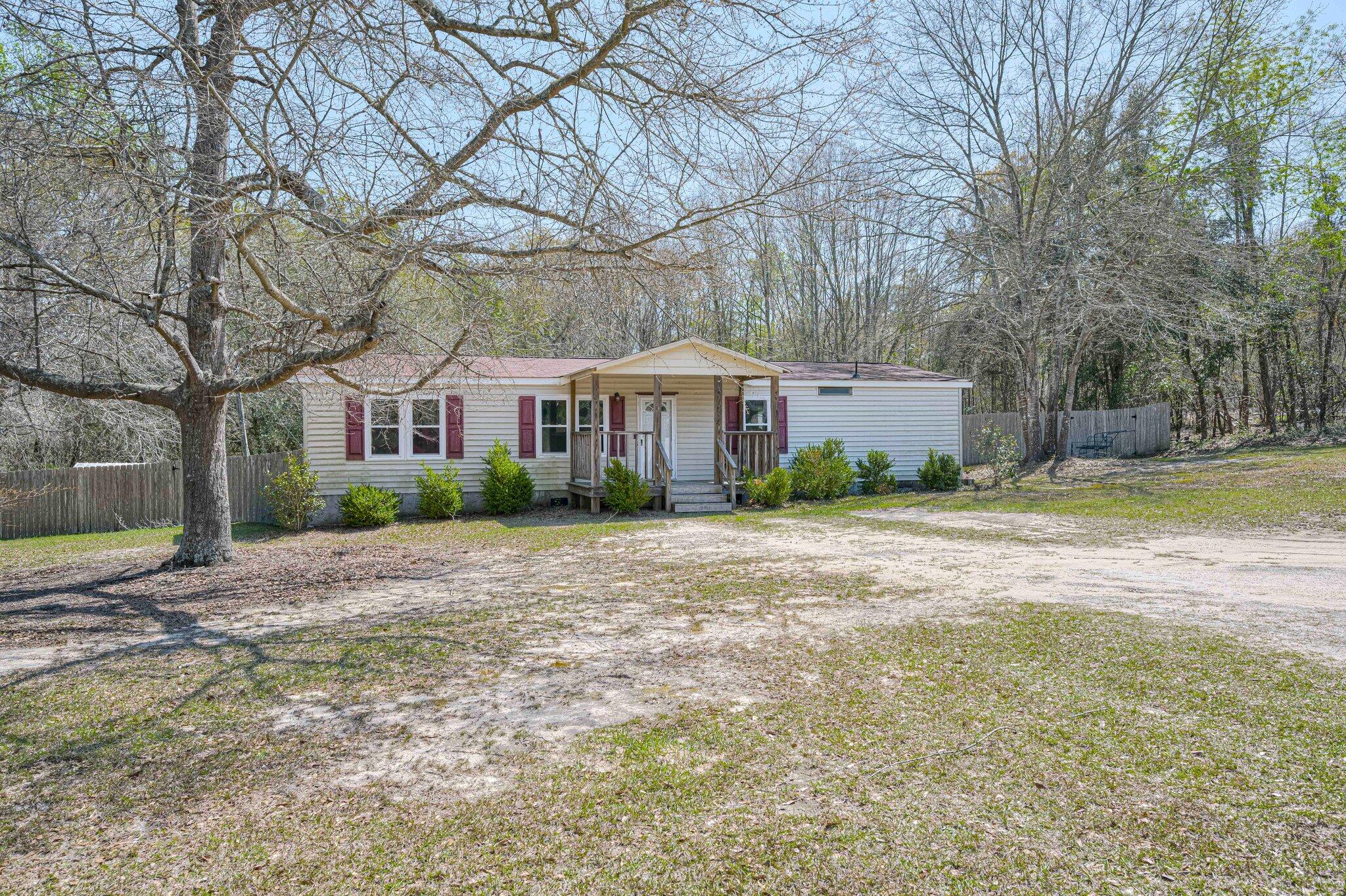 Homes for sale in Thomson, GA | 914 Gingerhill Rd, Thomson, GA 30824 | MLS# 553585