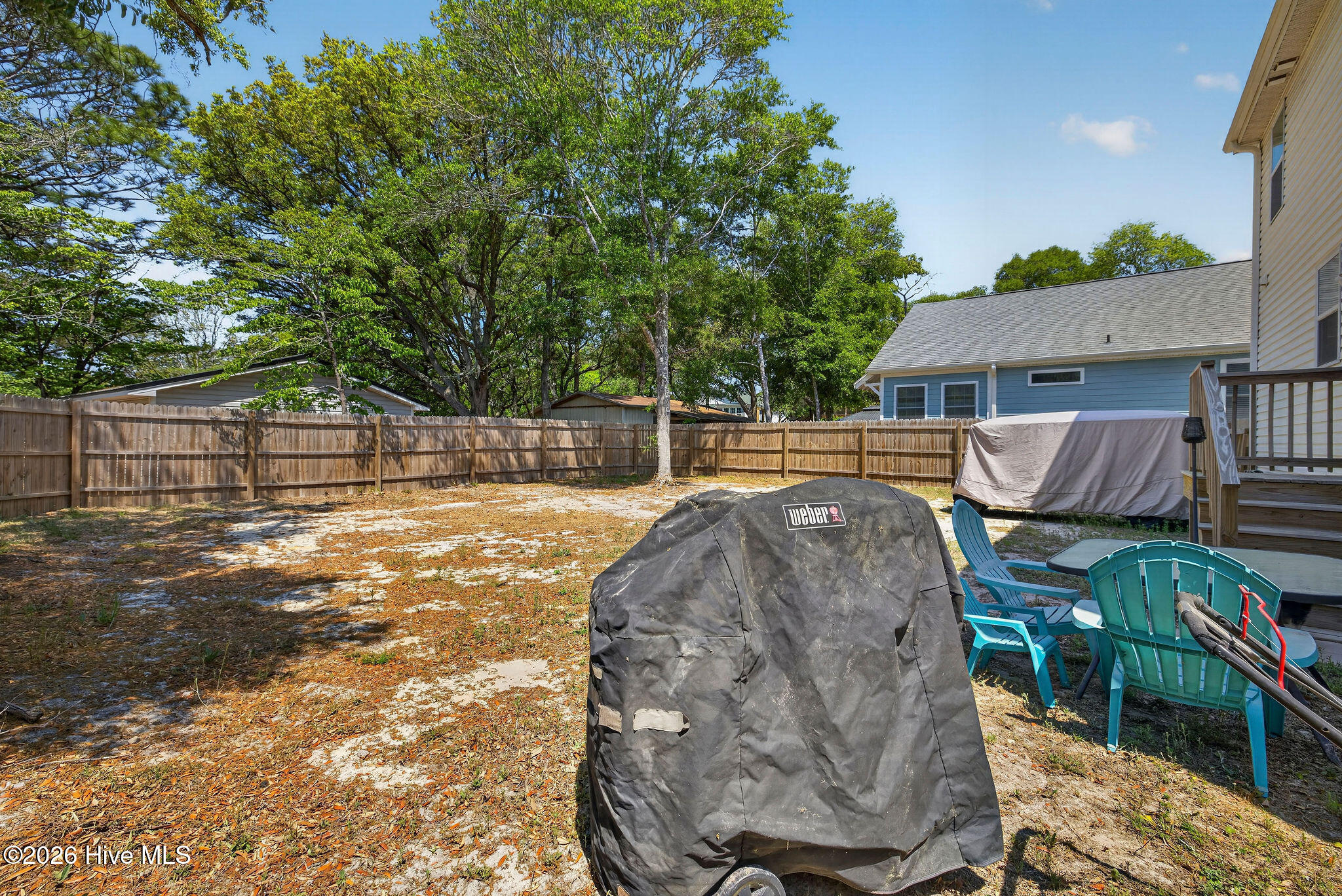 100570587 | Photo 44