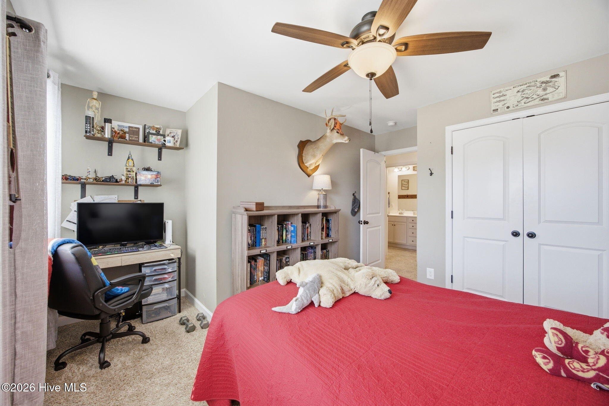 100570576 | Photo 29