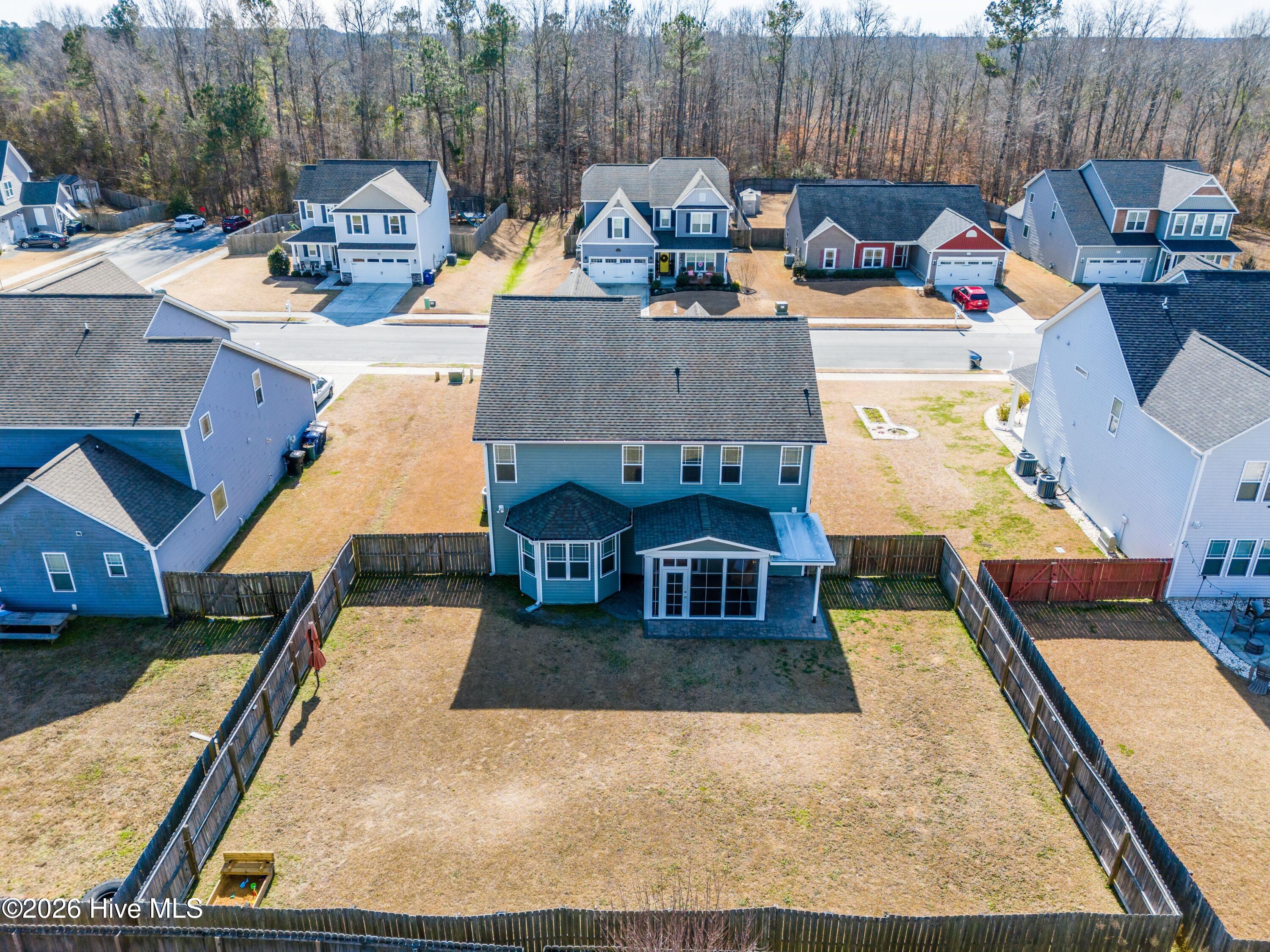 100553474 | Photo 44