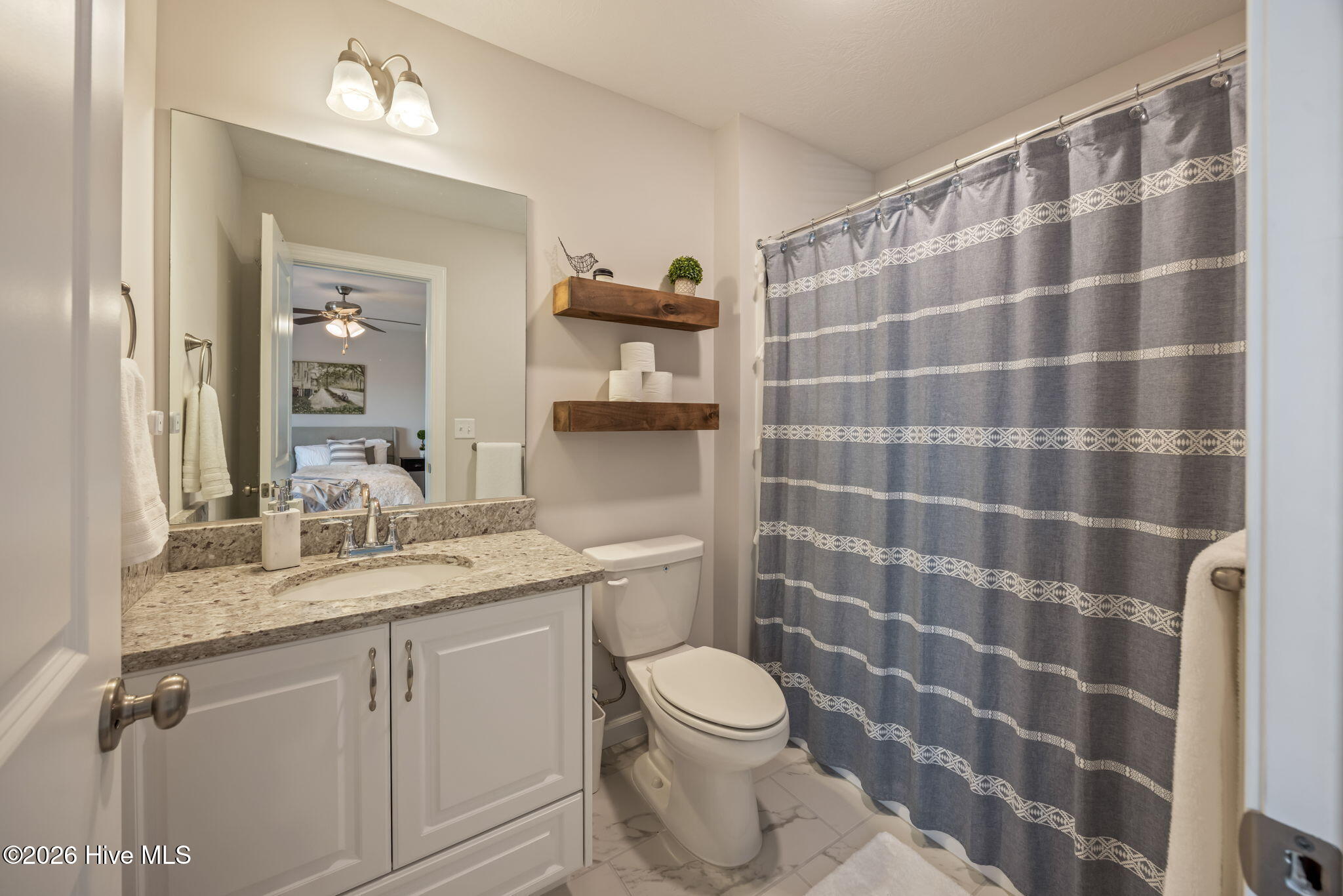 37-web-or-mls-235 Prominence Drive-16