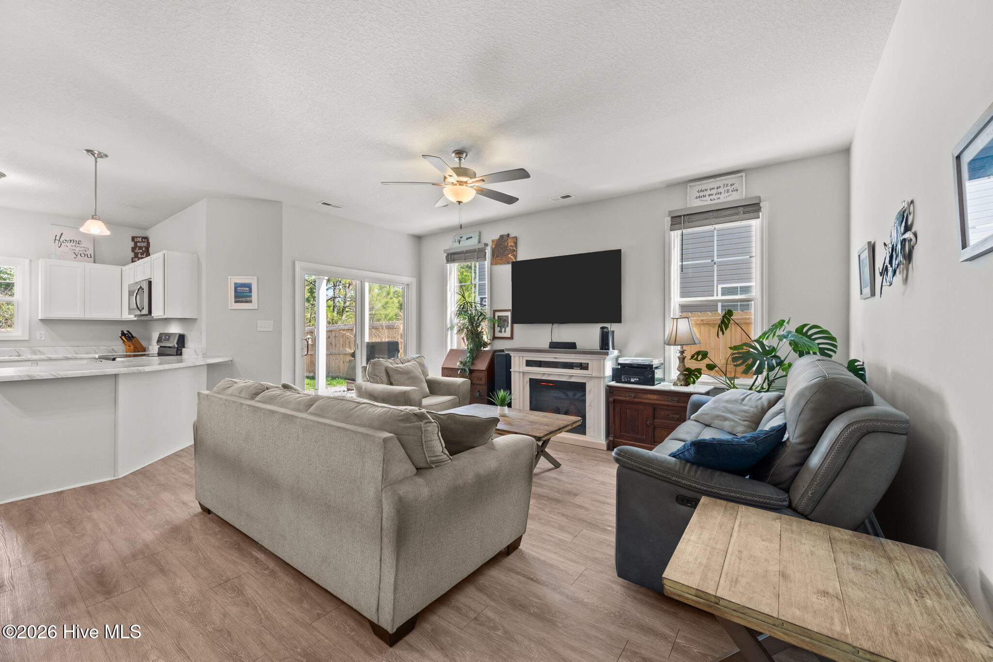 100559207 | Photo 17