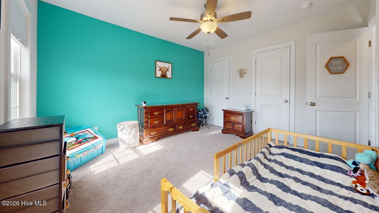 100559216 | Photo 41