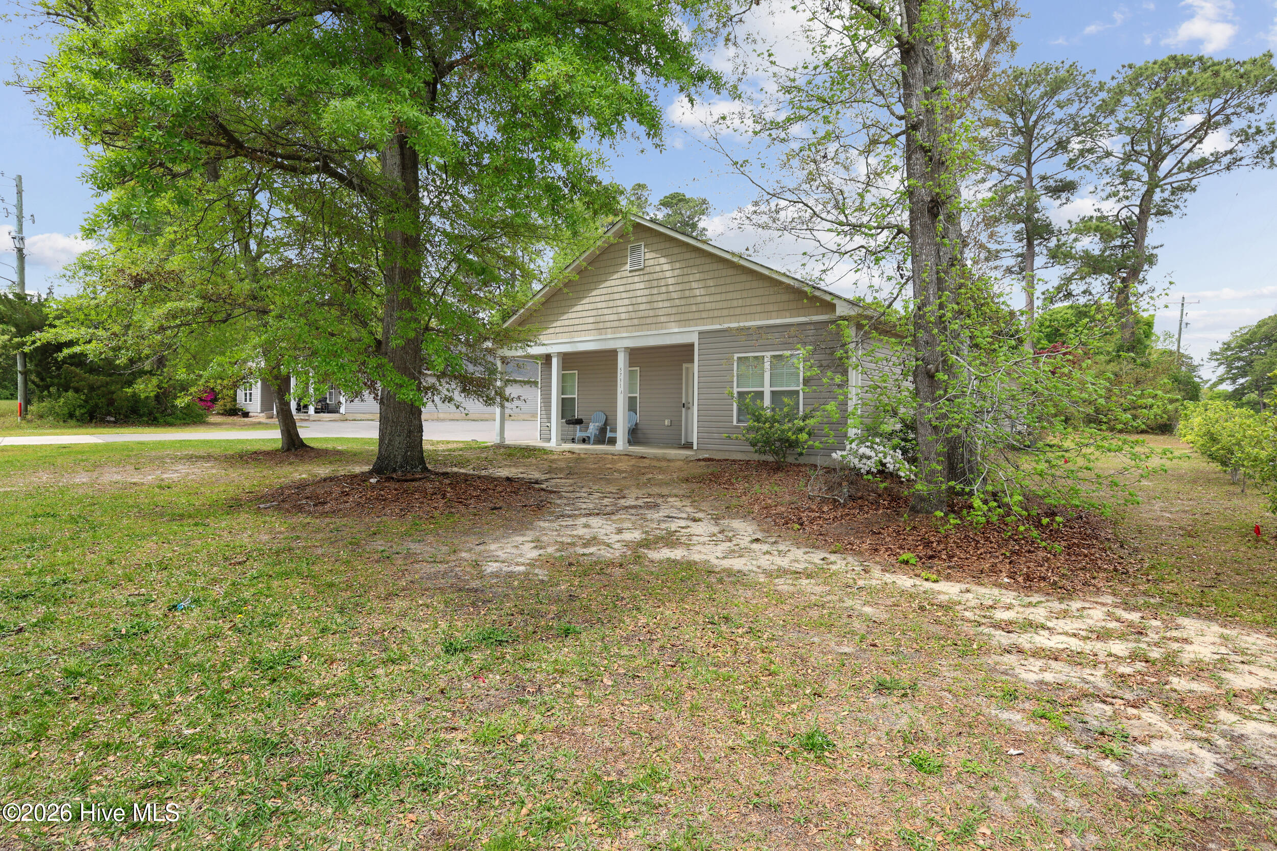 100566904 | Photo 45