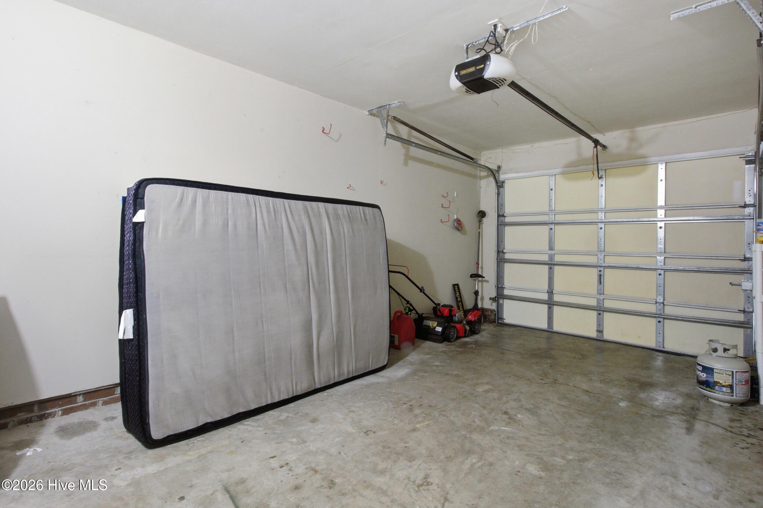 204 Rockledge 