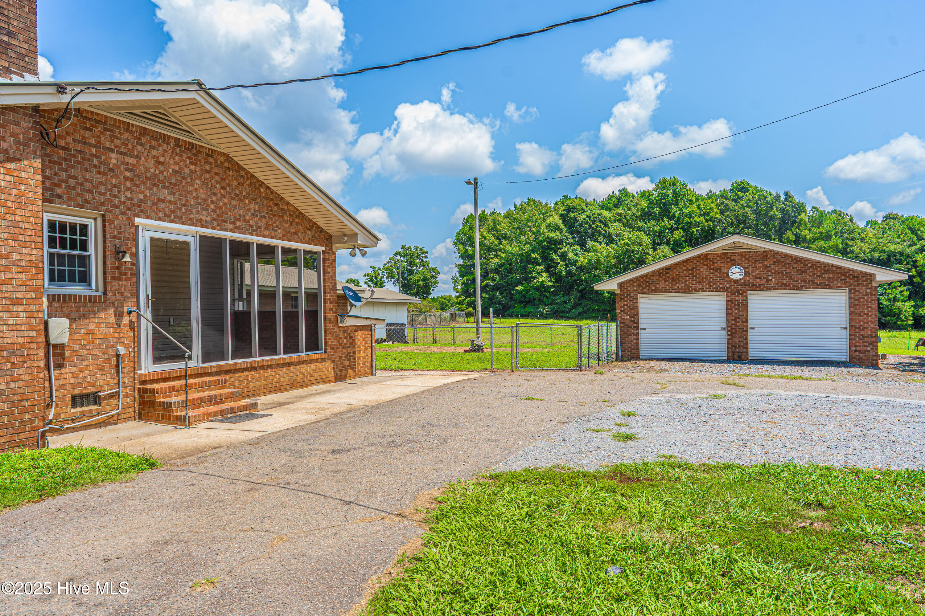 383 Lakey Siding Road