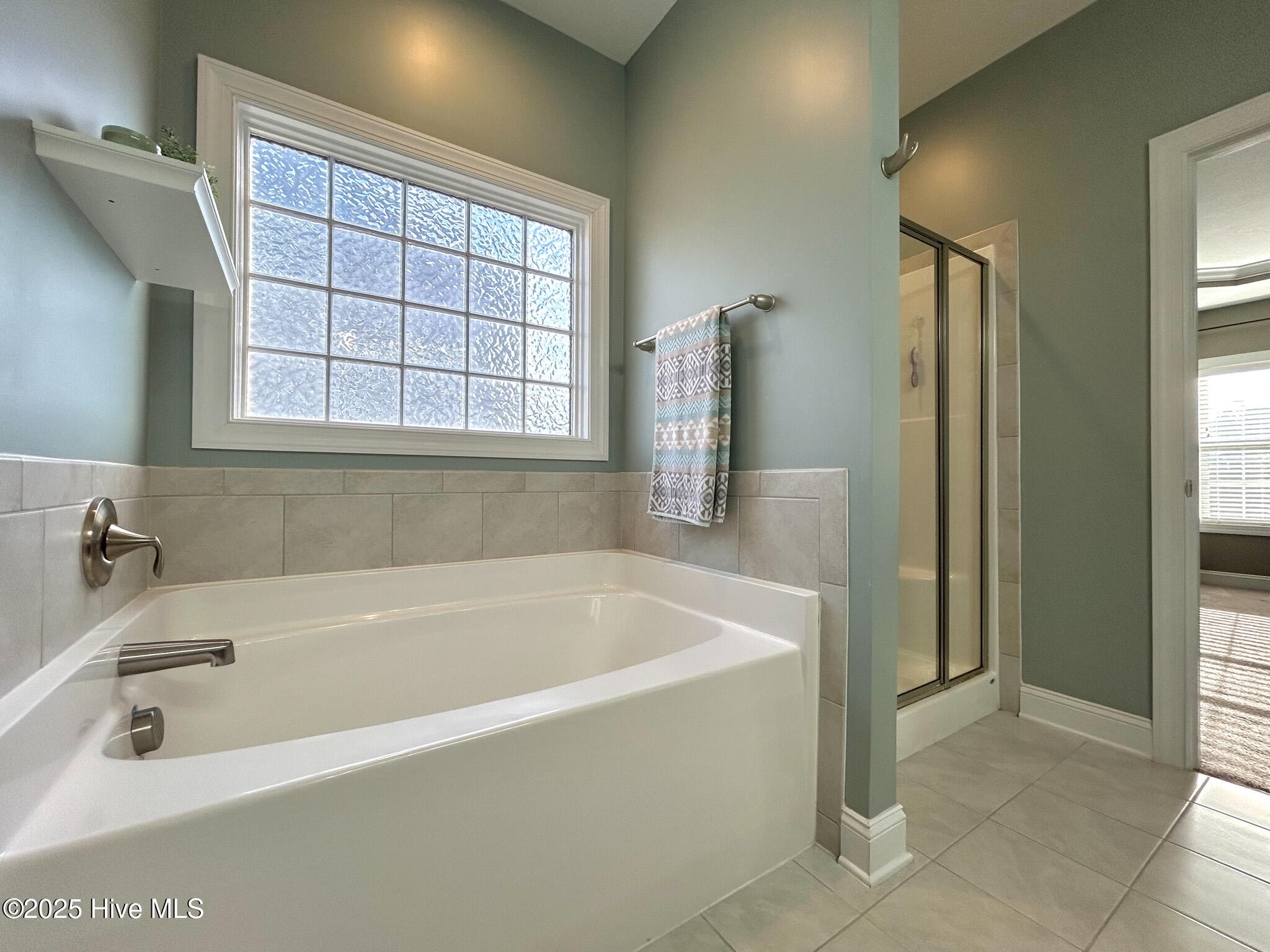 100545888 | Photo 30